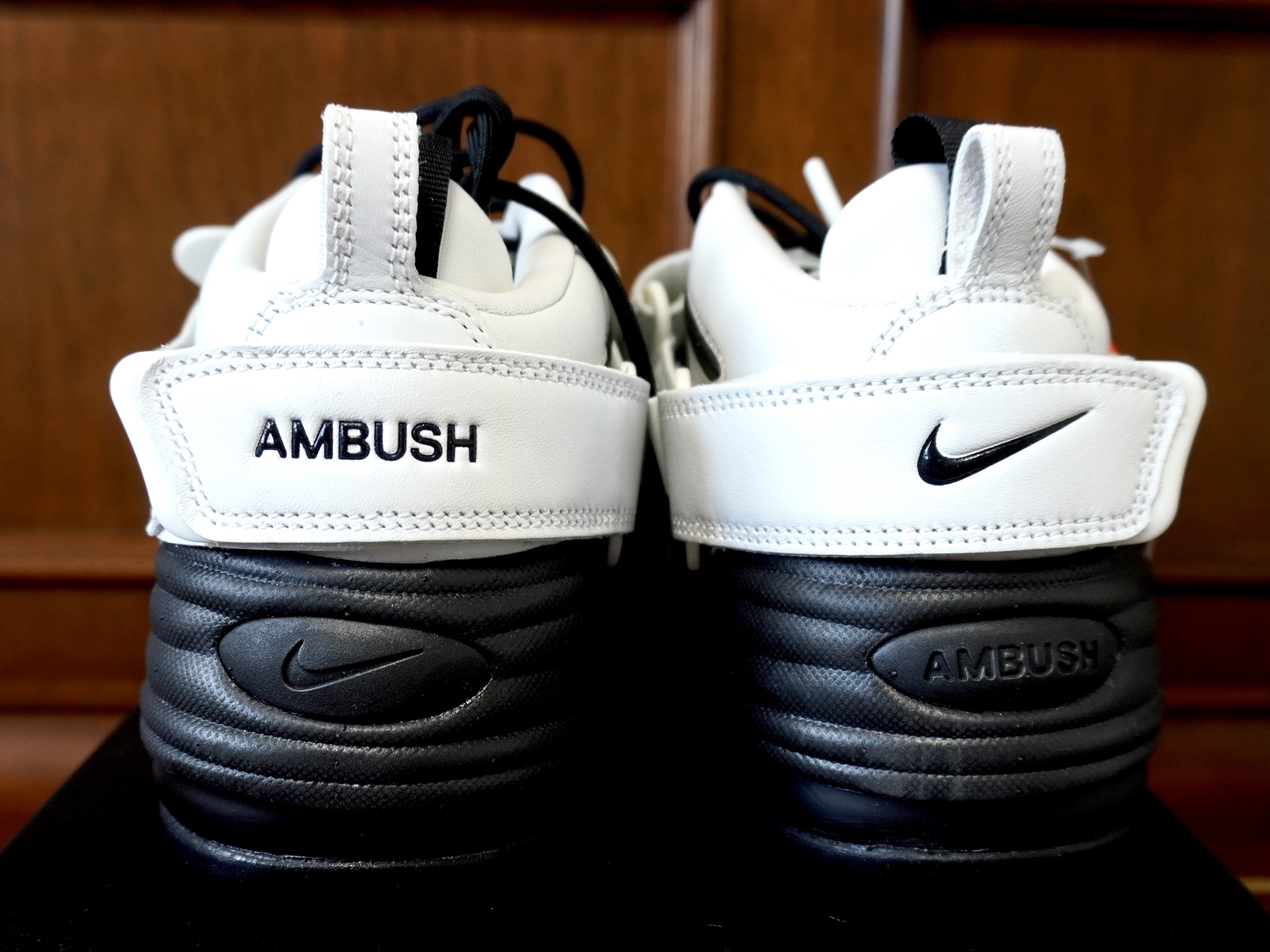 Nike x Ambush Air Adjust Force SP Summit White and Black 착용 스타일 - 4