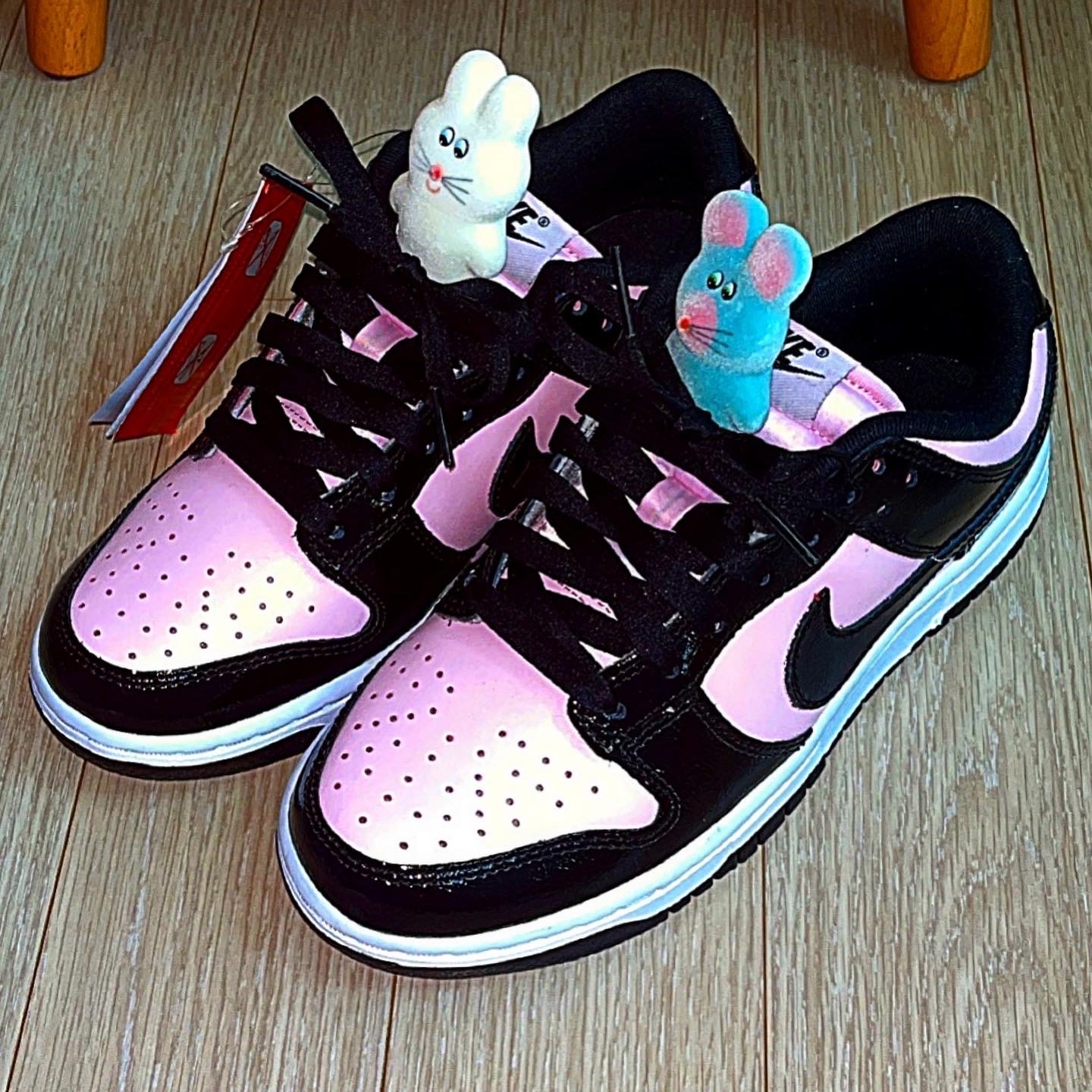 (W) Nike Dunk Low Essential Pink Foam Black 착용 스타일 - 2