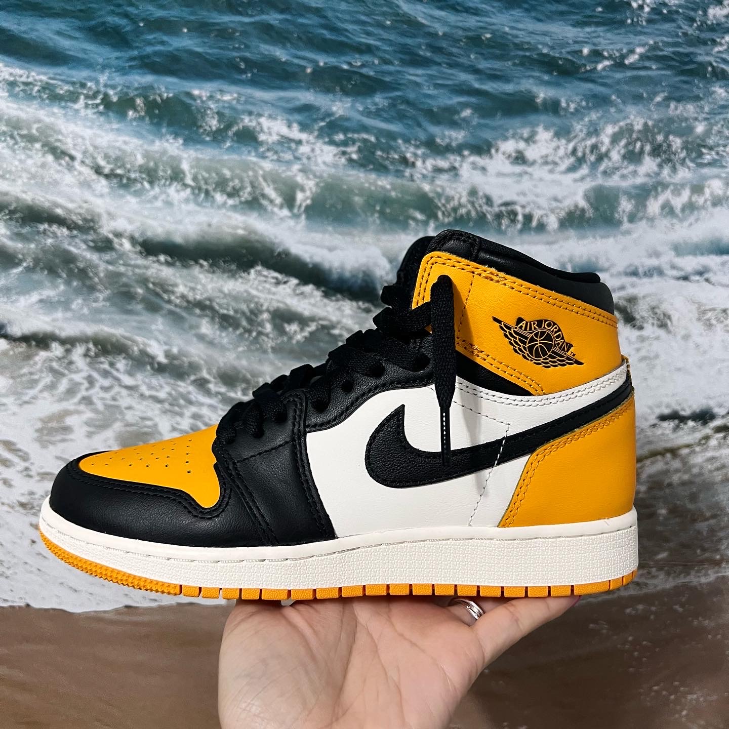 (GS) Jordan 1 Retro High OG Taxi 착용 스타일 - 1