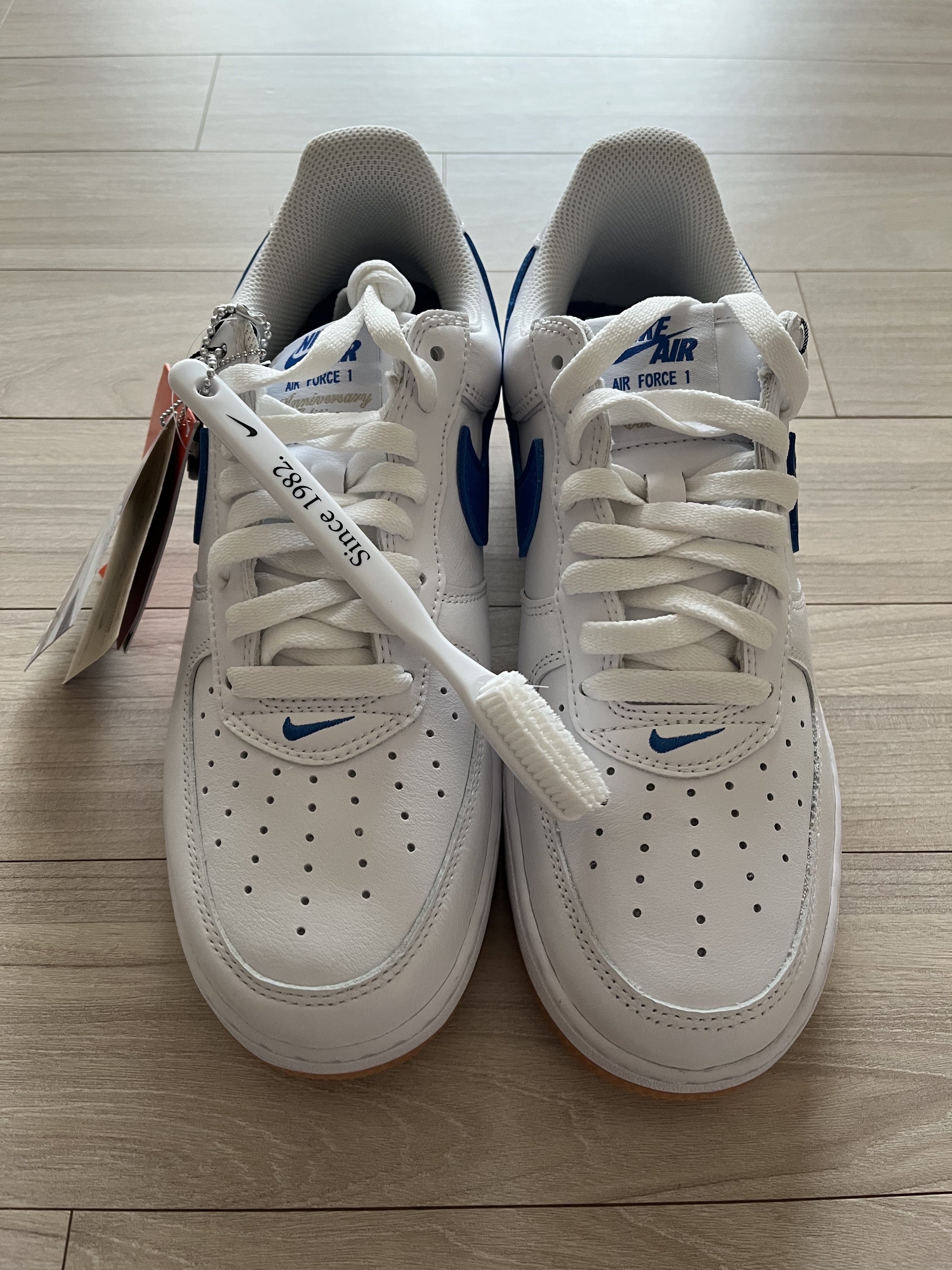 Nike Air Force 1 Low Retro Color of the Month Varsity Royal 착용 스타일 - 1