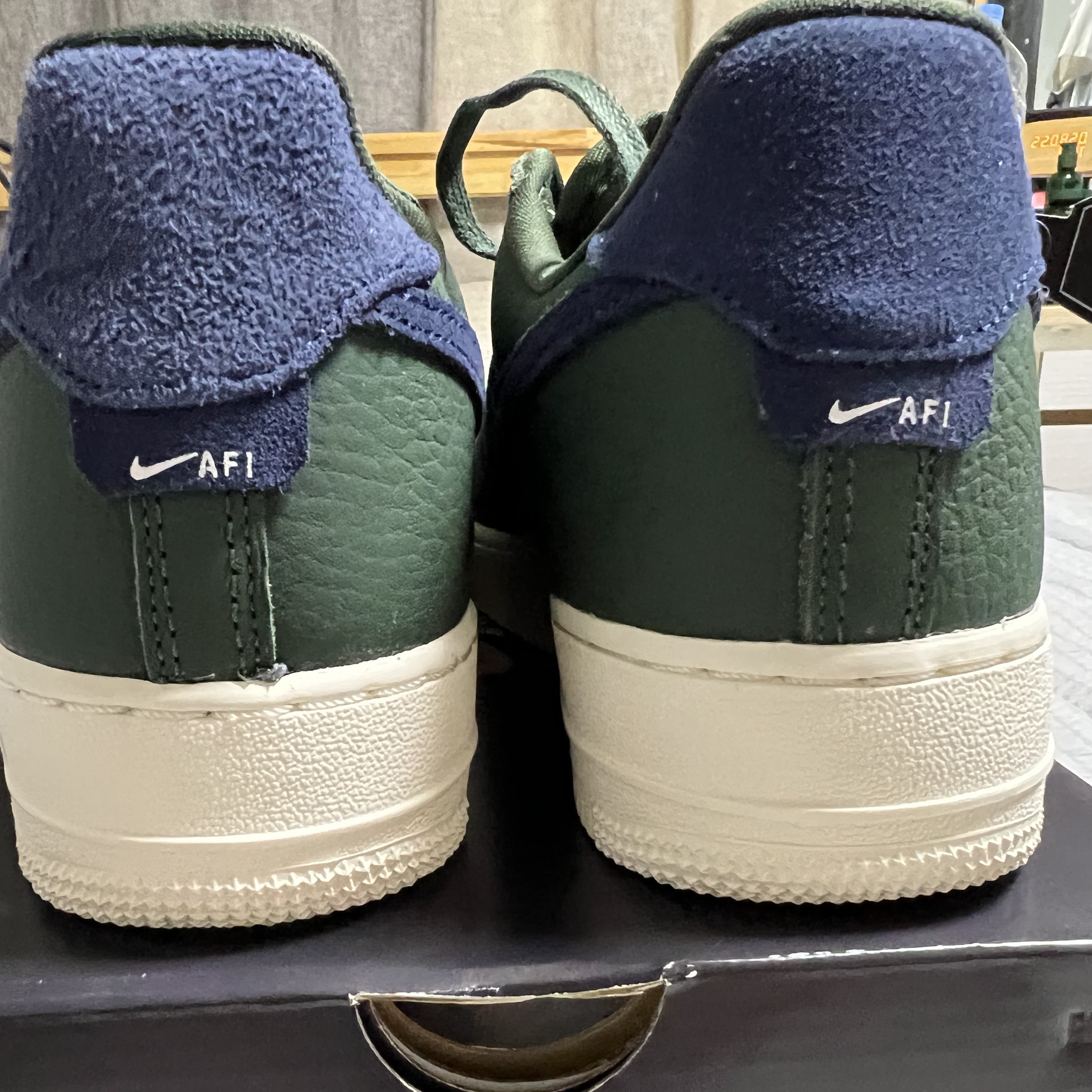 Nike Air Force 1 '07 Craft Galantic Jade 착용 스타일 - 3