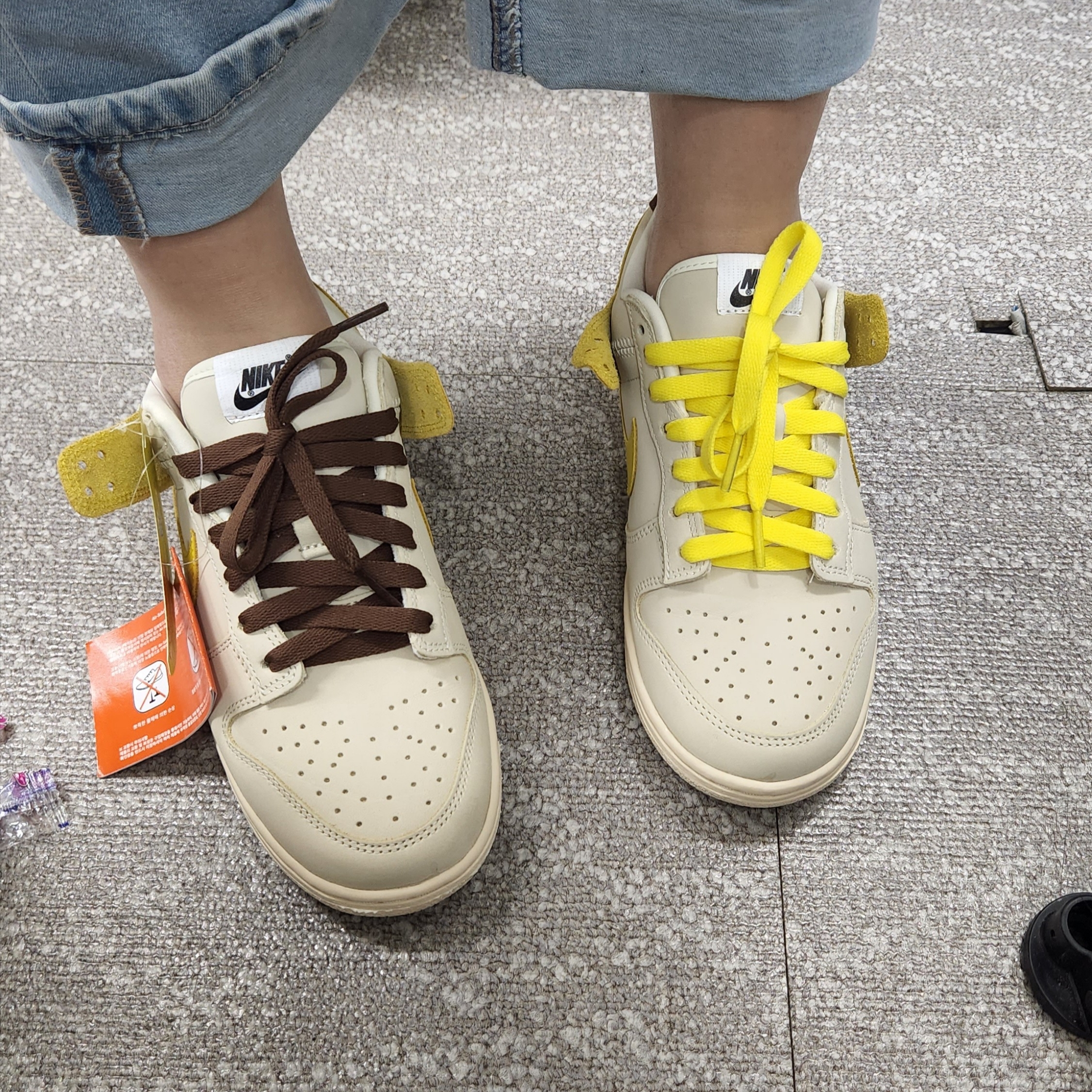 (W) Nike Dunk Low LX Banana 착용 스타일 - 2