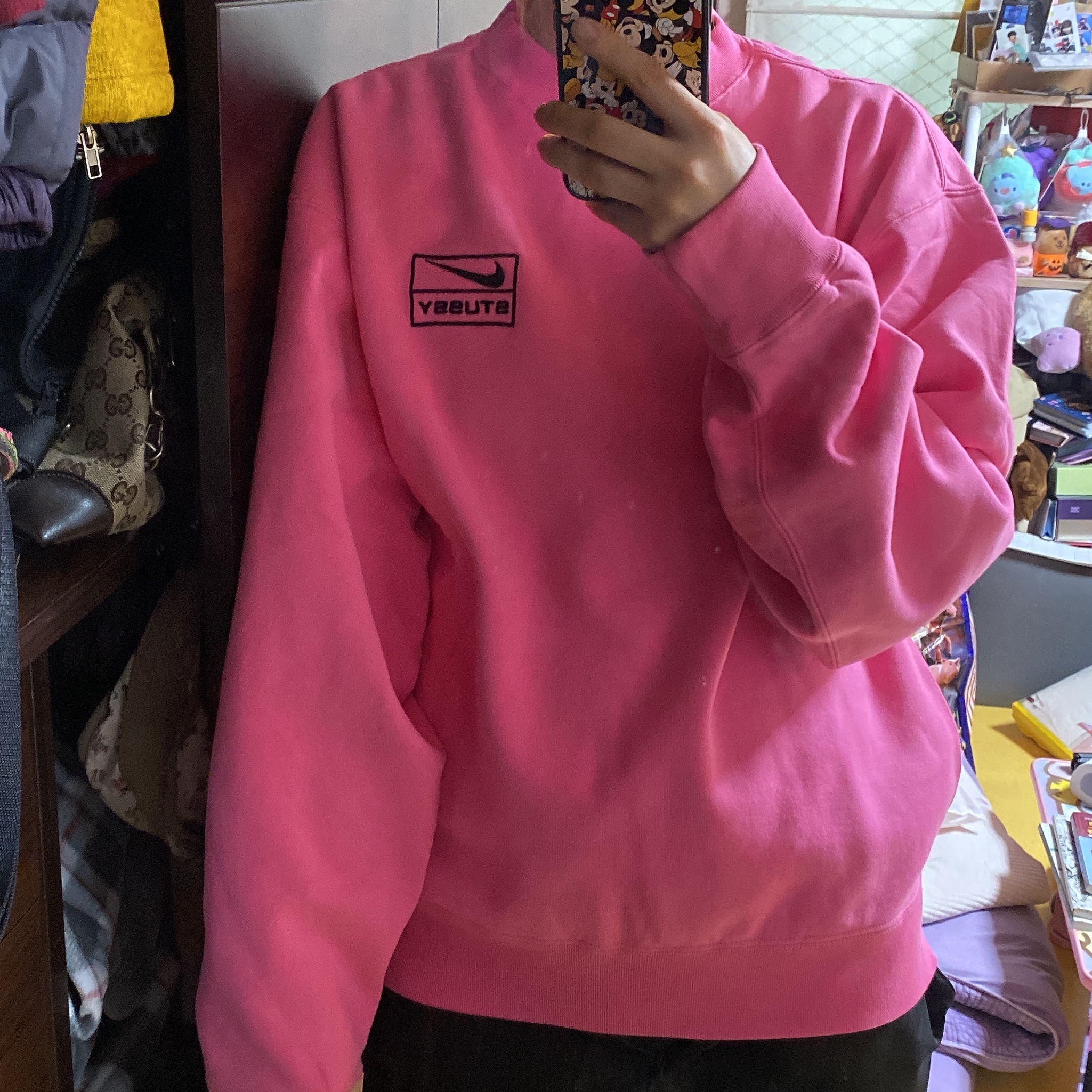 Nike x Stussy NRG Washed Fleece Crewneck Lotus PInk 착용 스타일 - 2