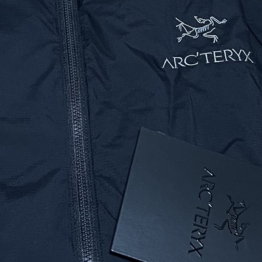 Arc'teryx Atom SL Hoody Black 착용 스타일 - 1