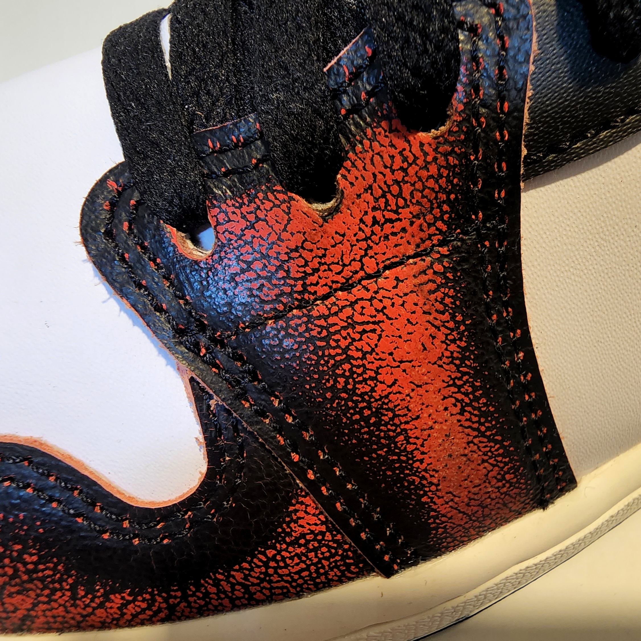 Jordan 1 Mid SE Infrared 23 착용 스타일 - 2