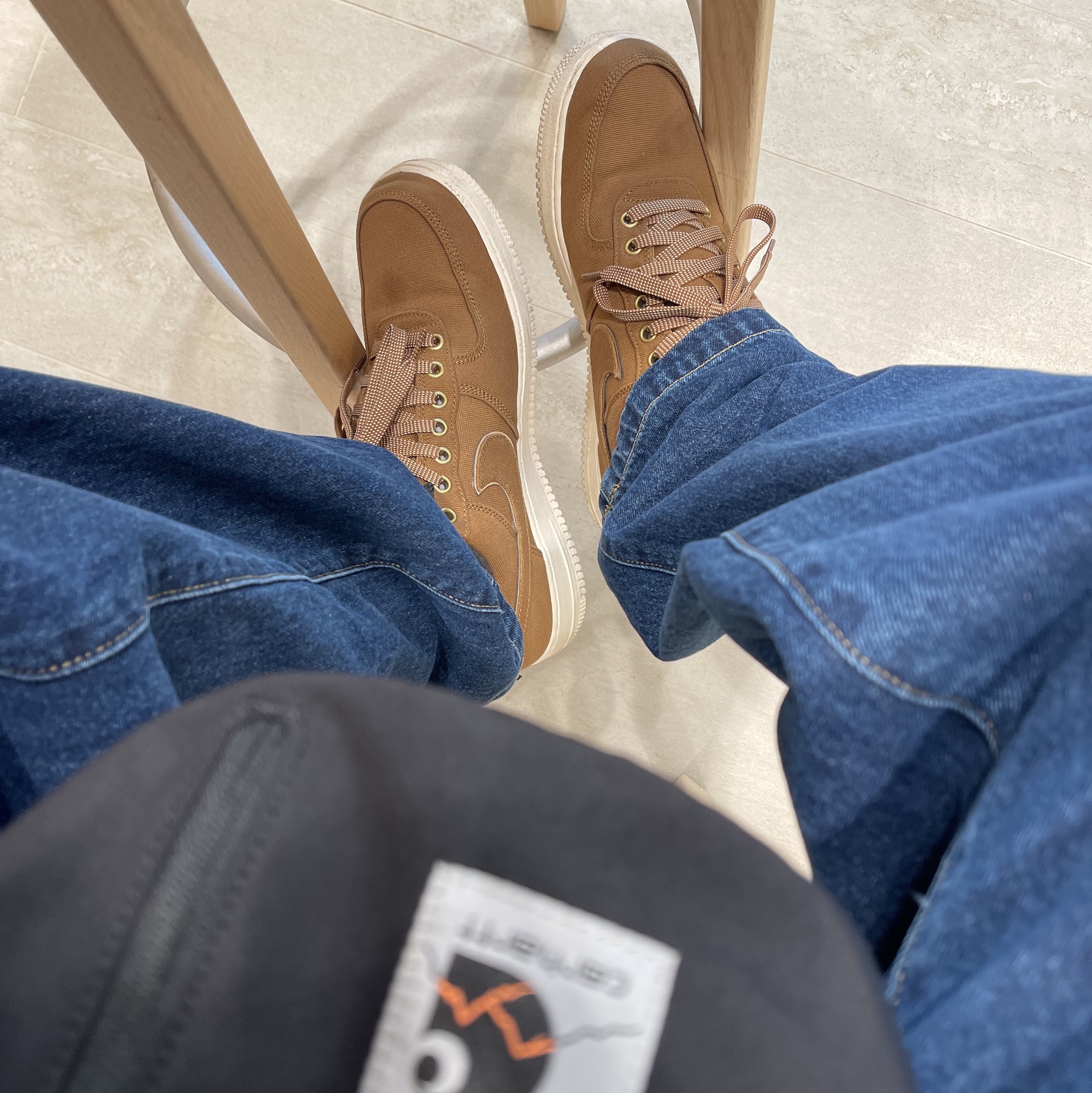 Nike x Carhartt WIP Air Force 1 Low Ale Brown 착용 스타일