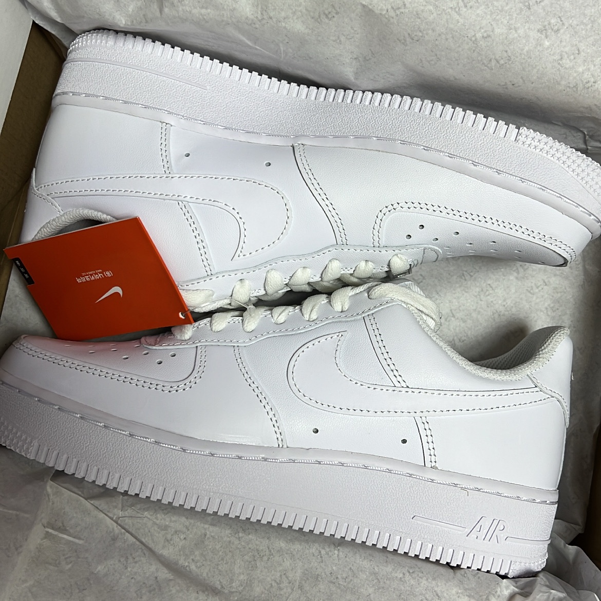 Nike Air Force 1 '07 Low White 착용 스타일