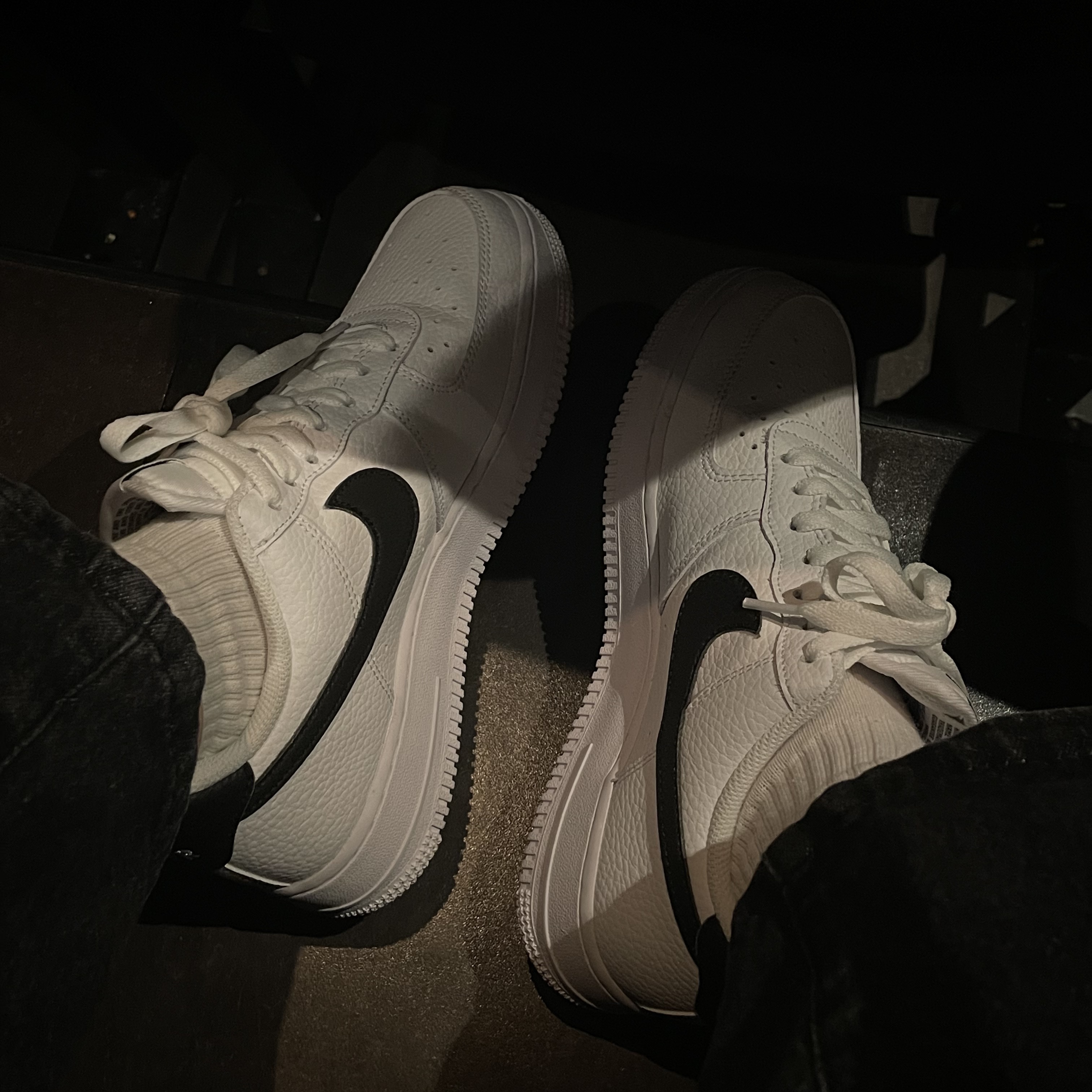 Nike Air Force 1 '07 White Black 착용 스타일