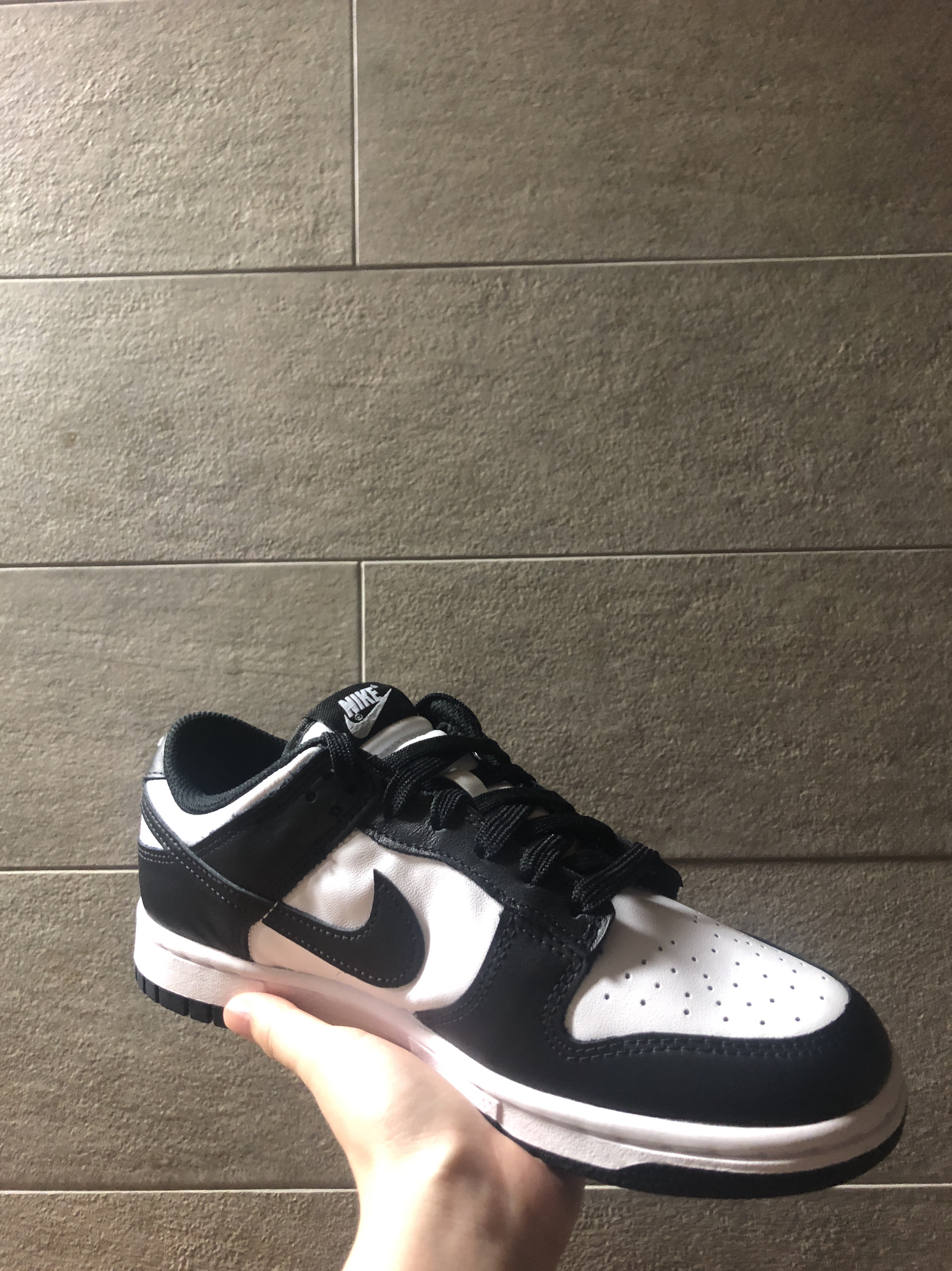 (W) Nike Dunk Low Black 착용 스타일