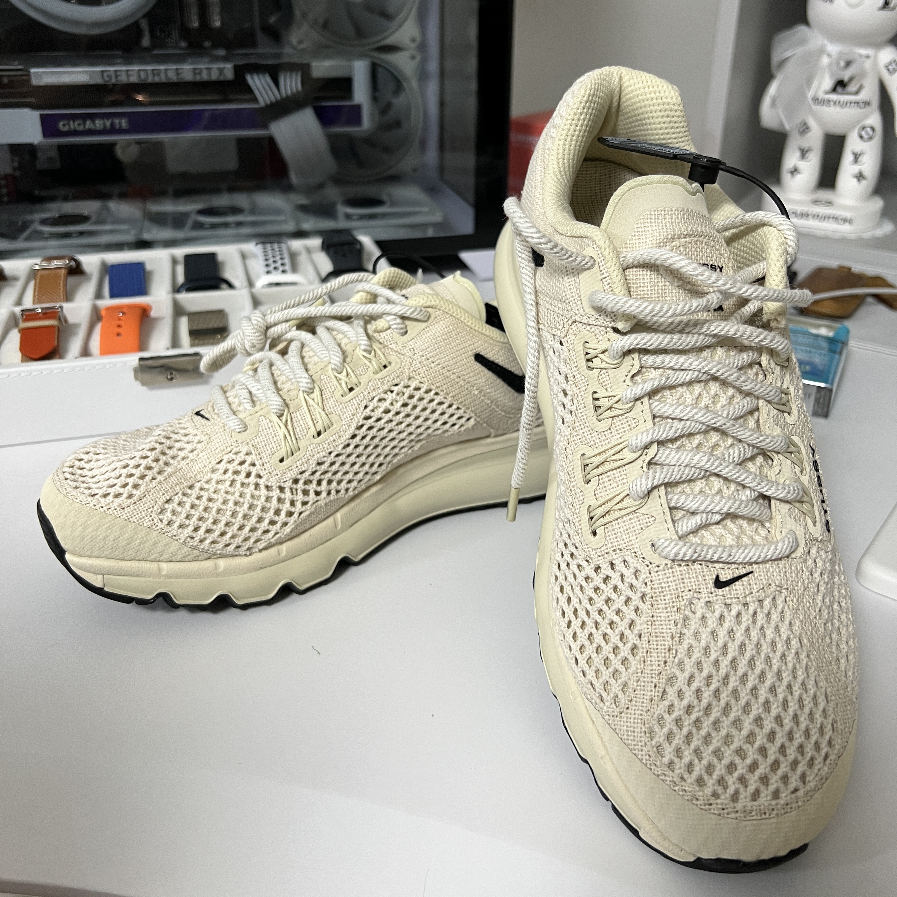 Nike x Stussy Air Max 2013 Fossil 착용 스타일 - 2