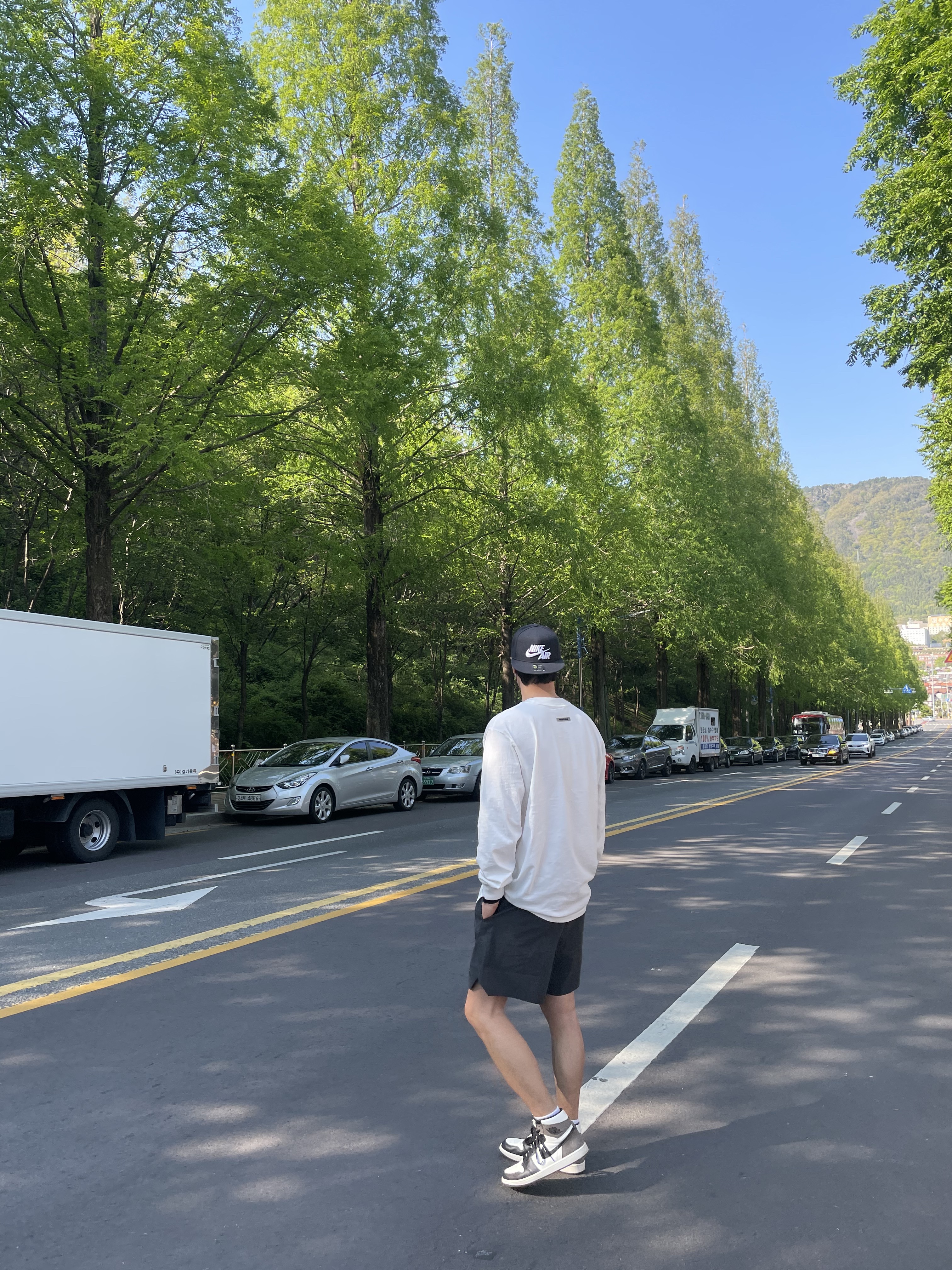 Essentials 3D Silicon Applique Boxy Long Sleeve T-Shirt White - 20SS, Essentials Volley Shorts Black Reflective - 20SS 착용 스타일