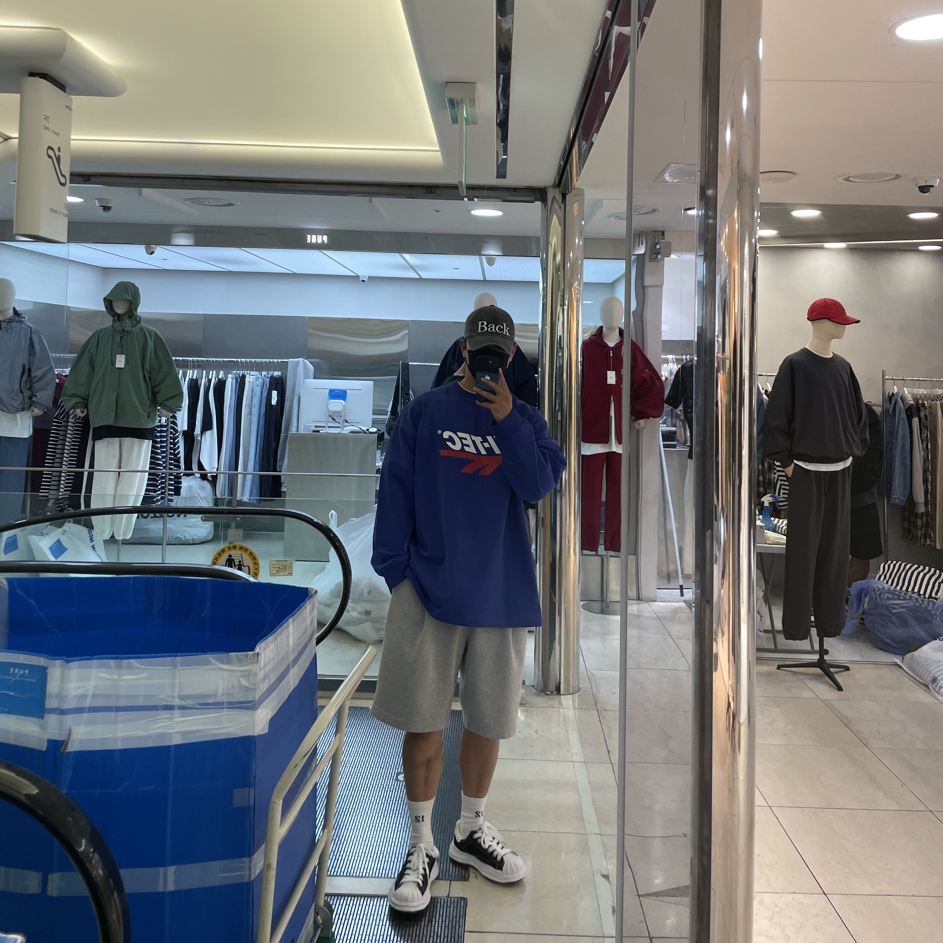 Maison Mihara Yasuhiro Blakey OG Sole Canvas Low-top Sneakers Black 착용 스타일