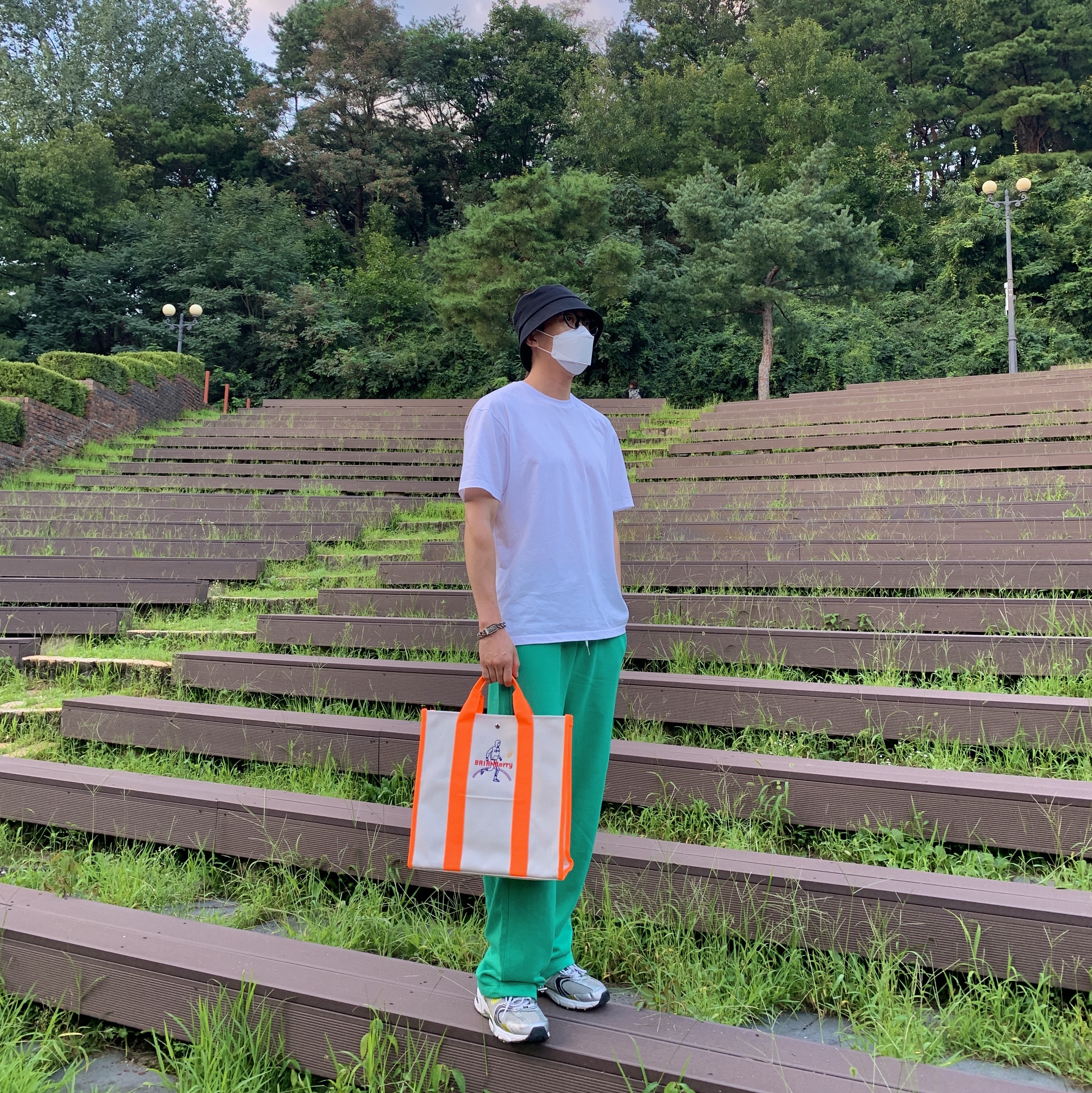 New Balance 530 Silver 착용 스타일 - 2