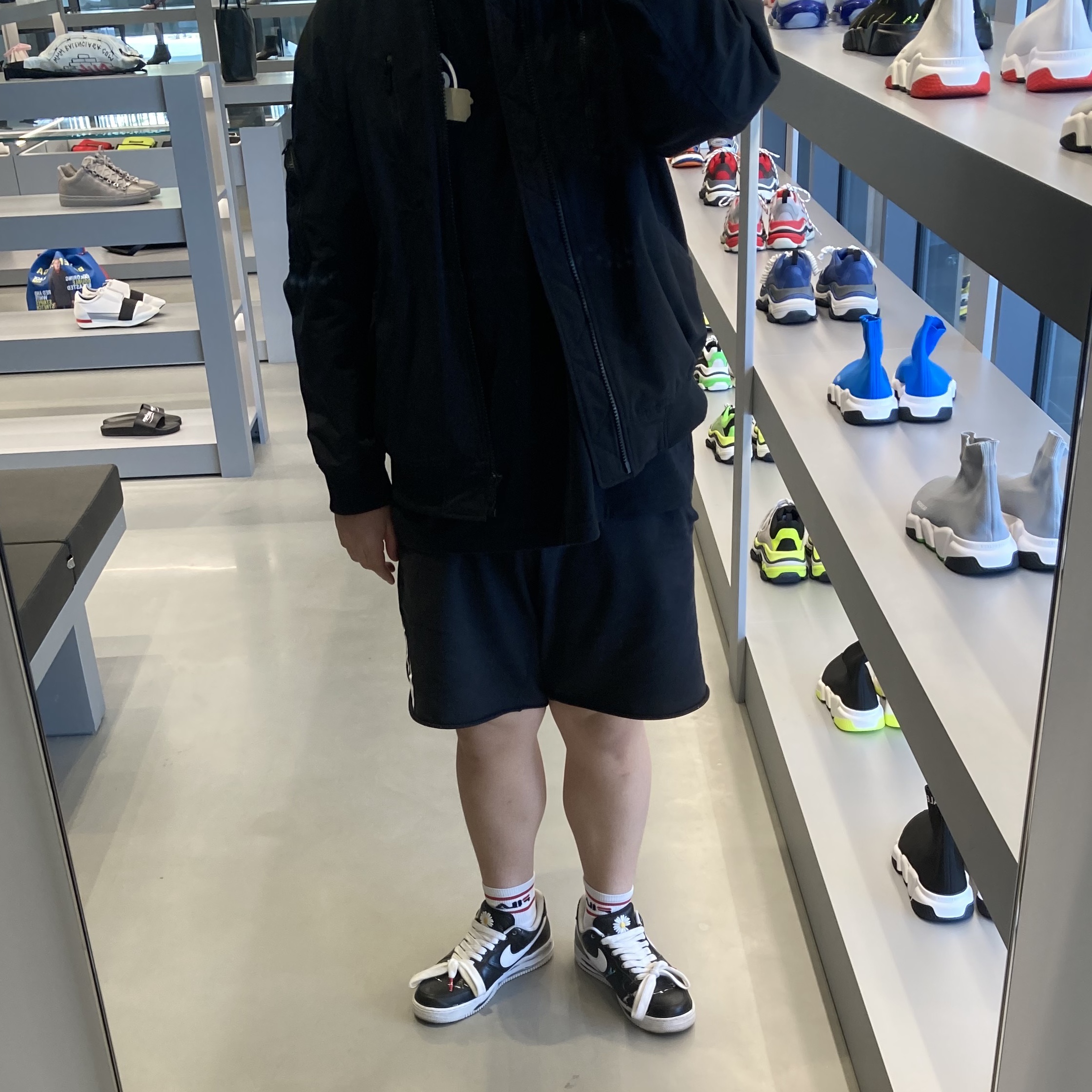 Nike x Peaceminusone Air Force 1 Low Para-Noise 착용 스타일