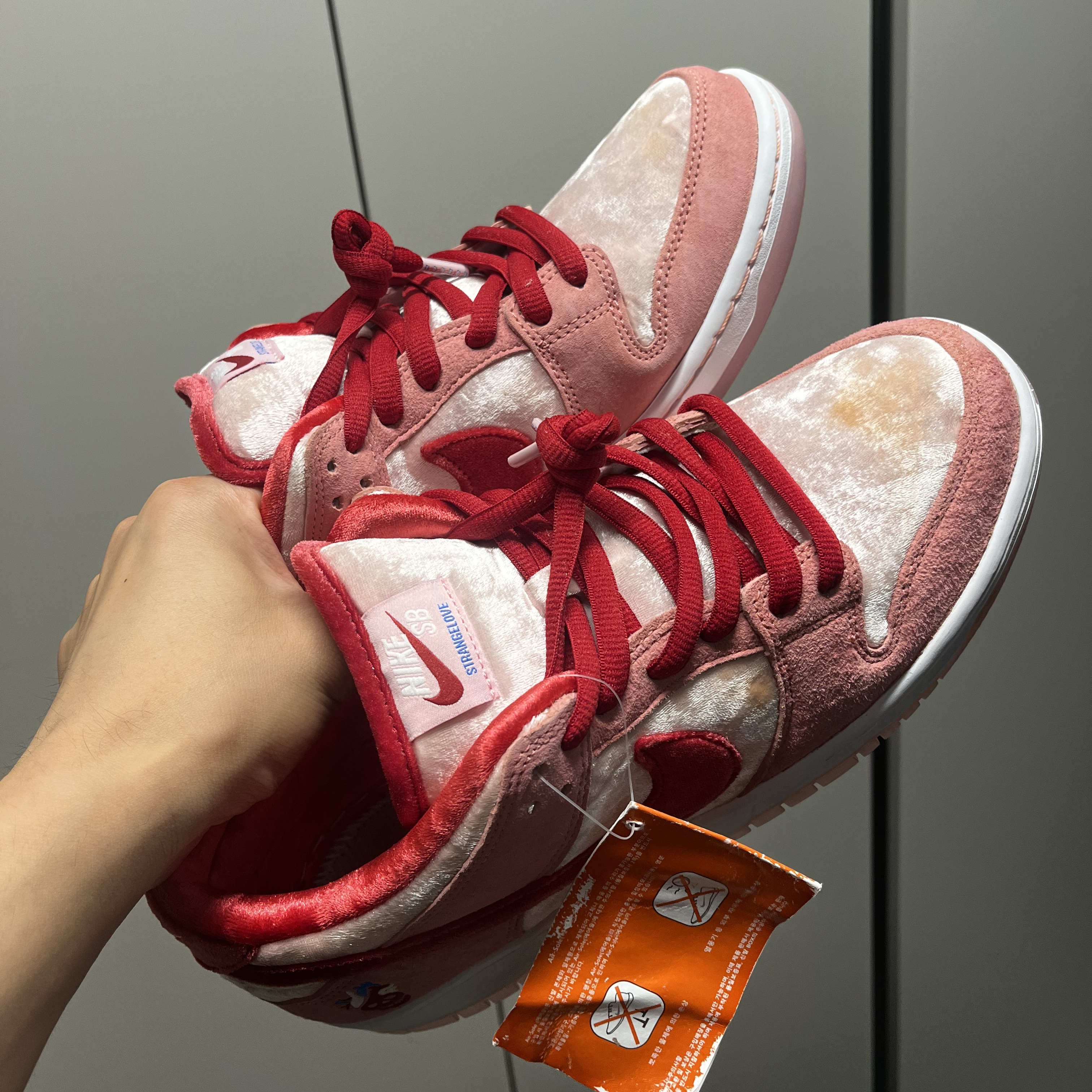 Nike x StrangeLove SB Dunk Low Pink (Regular Box) 착용 스타일