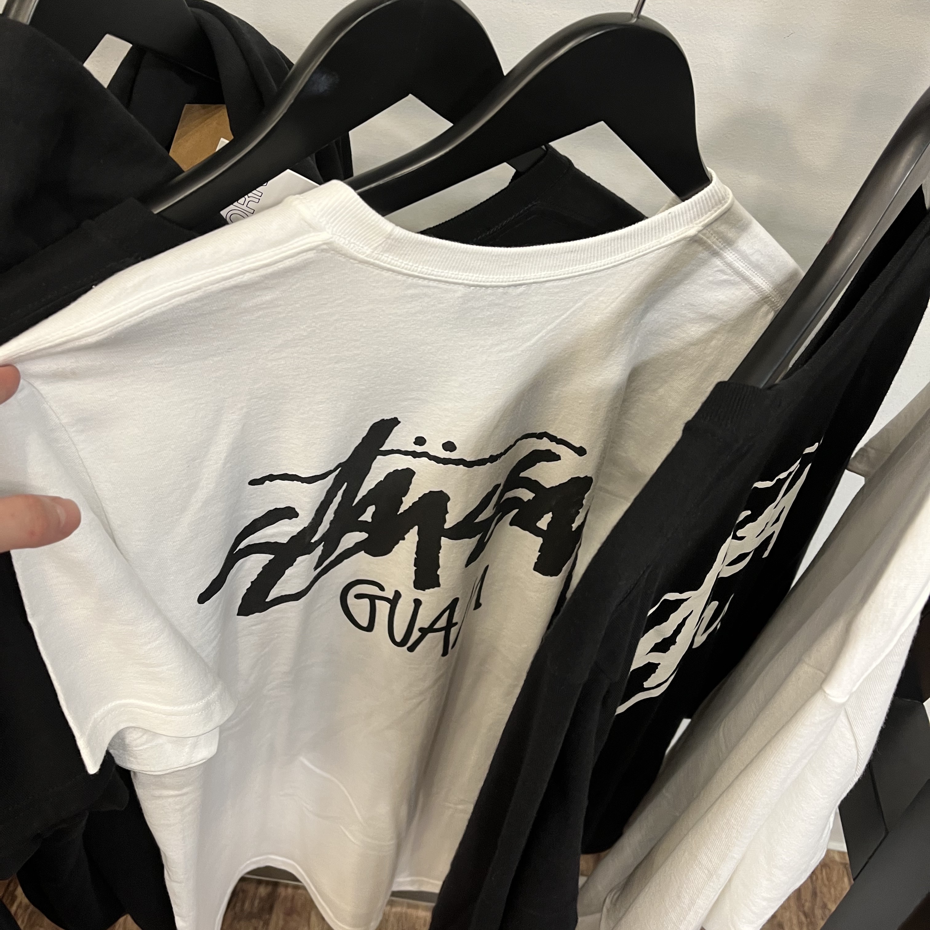 Stussy Full Deck 2 T-Shirt White 착용 스타일 - 2
