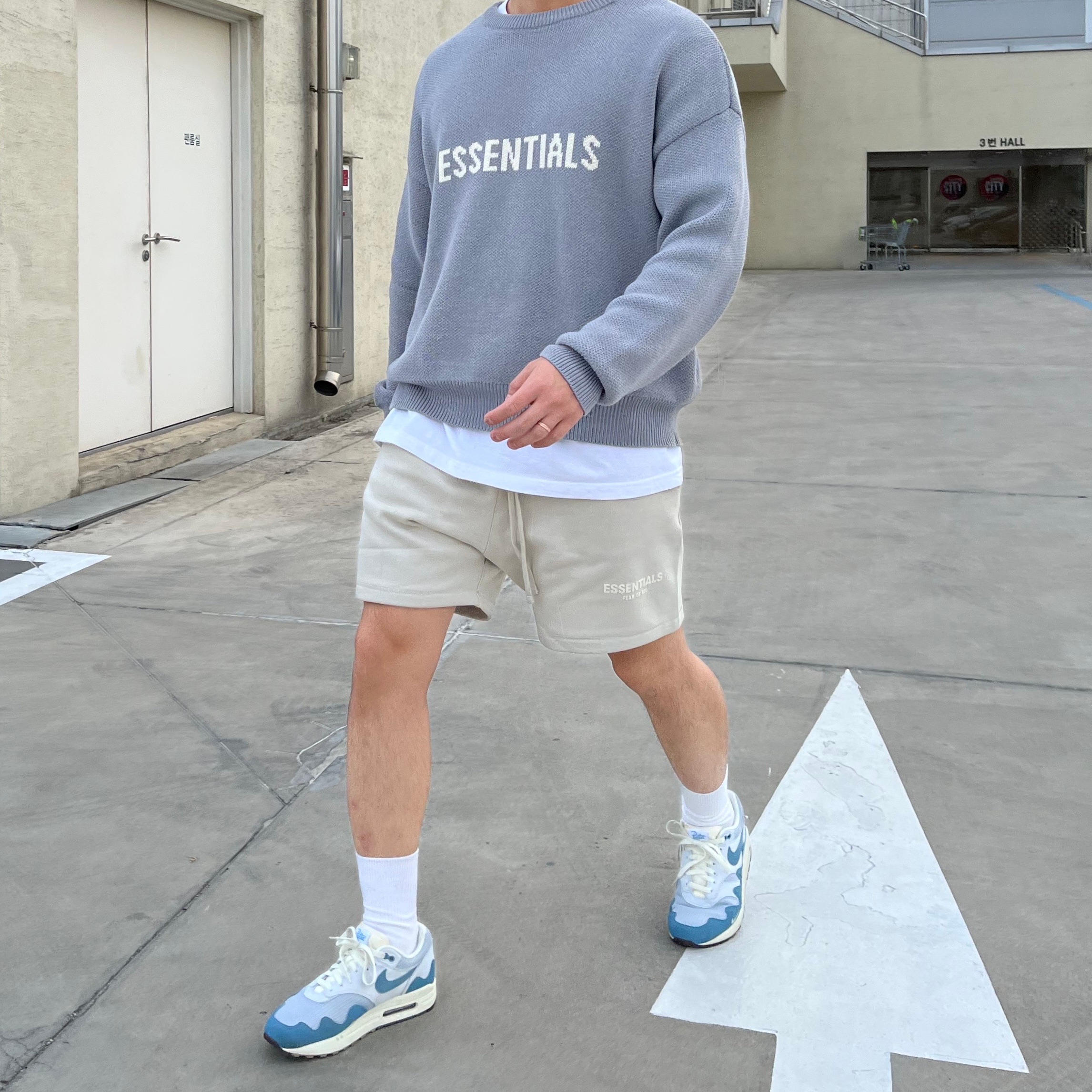 Nike x Patta Air Max 1 Noise Aqua, Essentials Knit Sweater Pebble - Nordstrom Exclusive 착용 스타일
