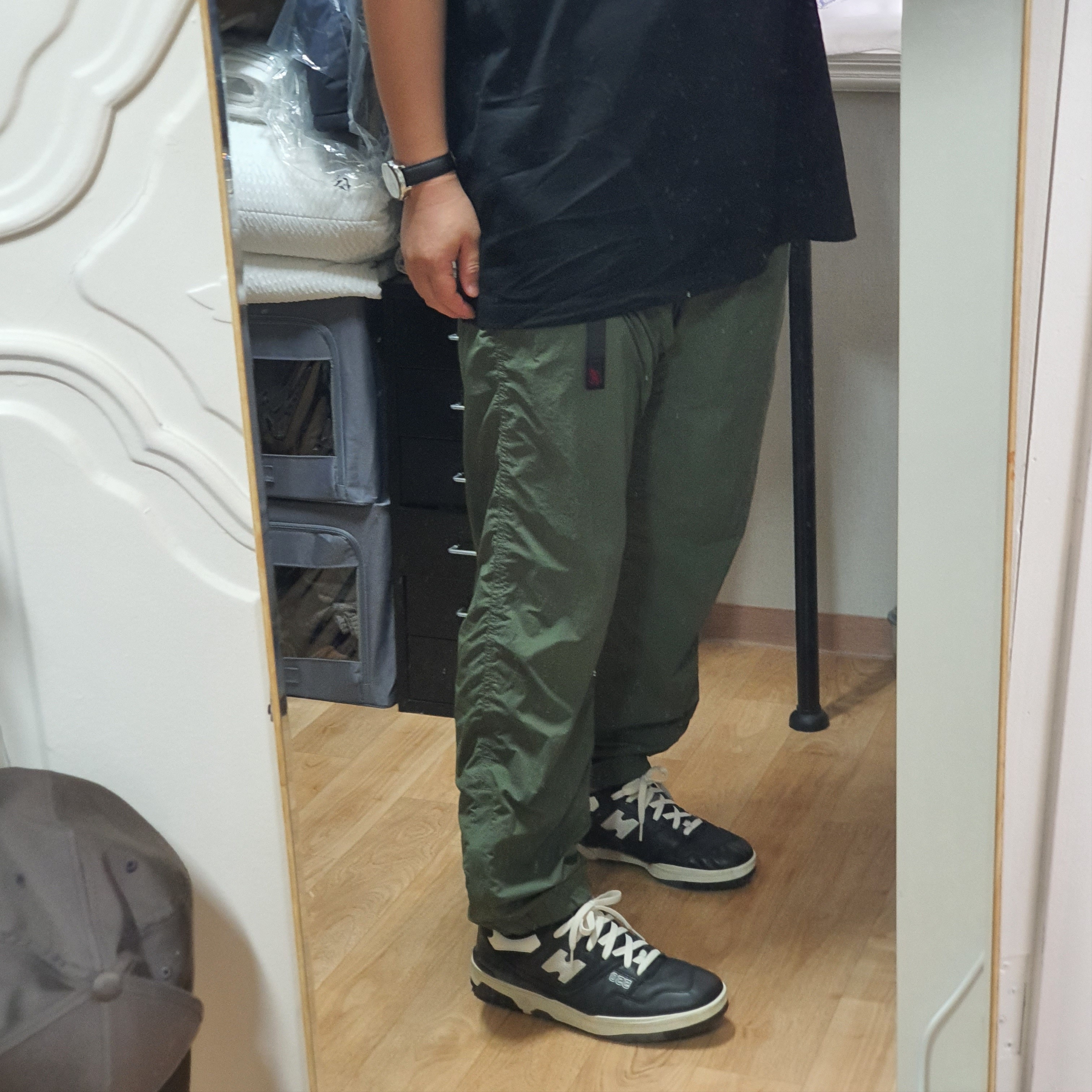 New Balance 550 Black Grey - 2E Wide 착용 스타일