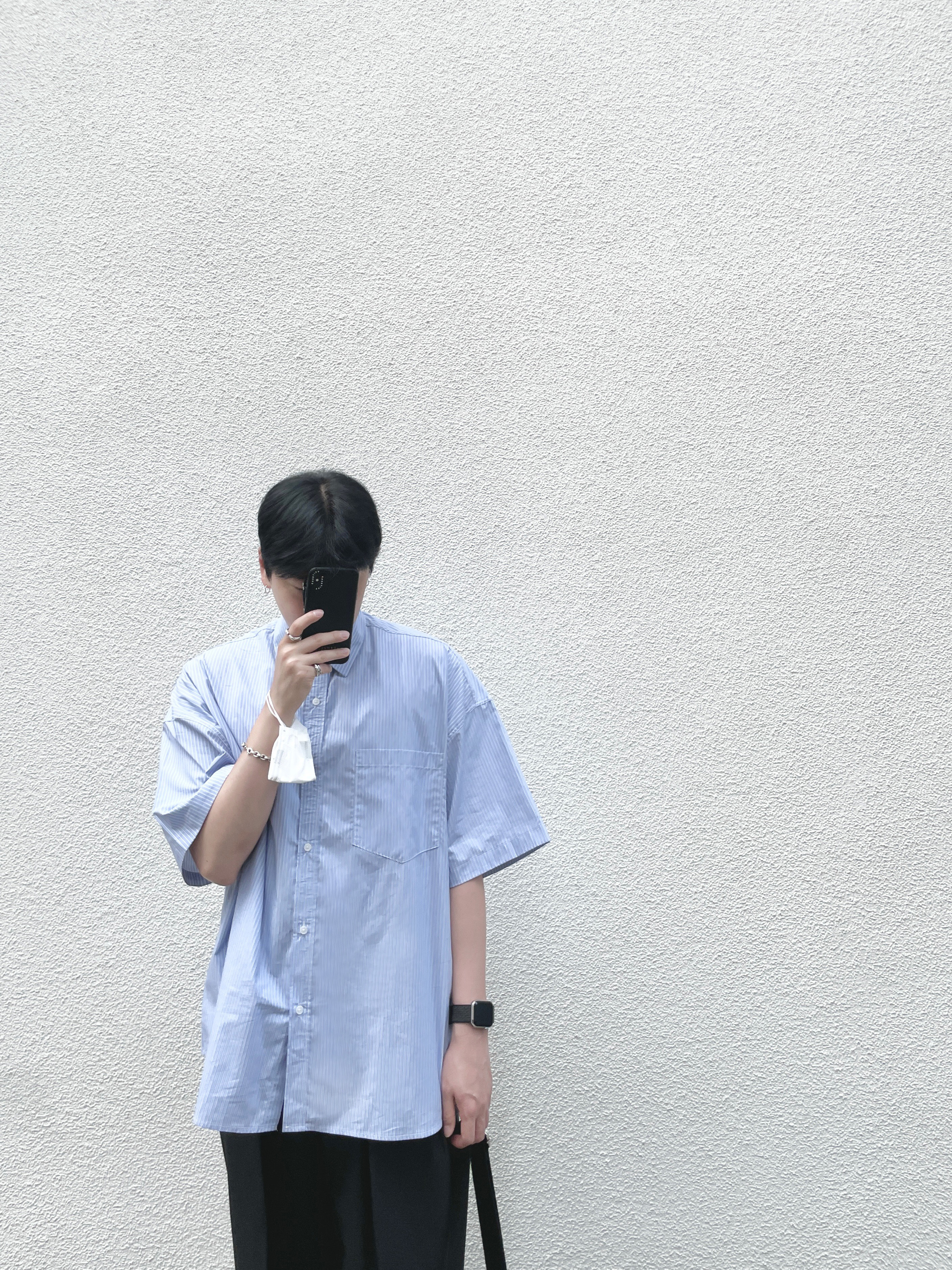 Oofos x Takahiromiyashita The Soloist Signature Flip-Flop Black White 착용 스타일 - 3