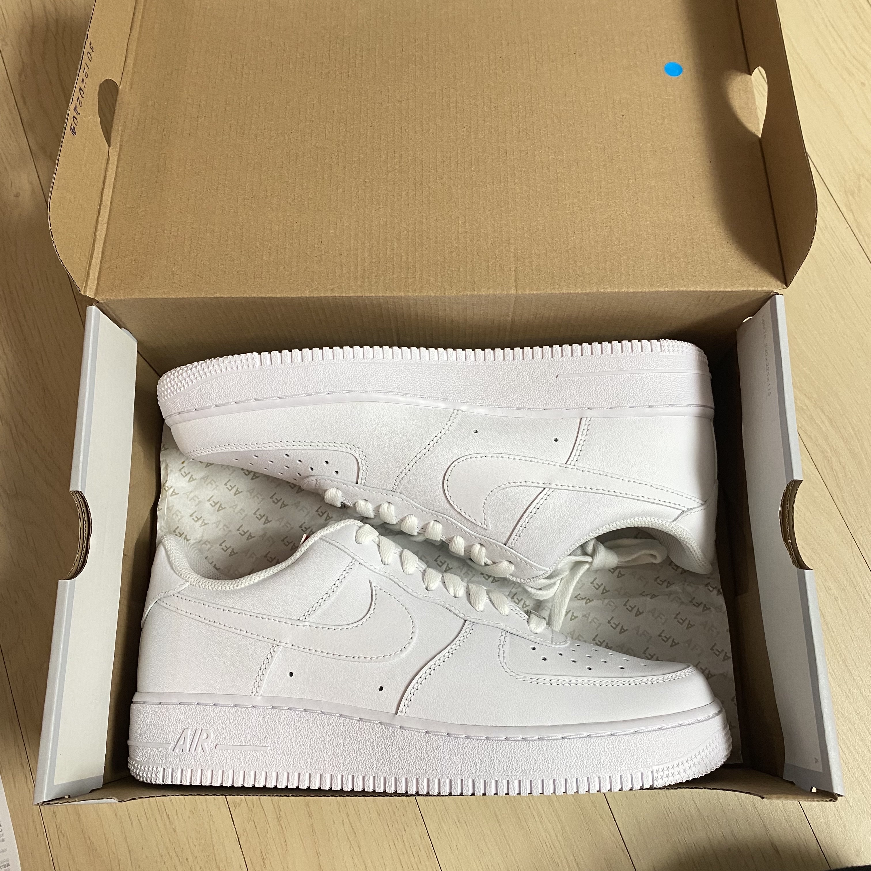 Nike Air Force 1 '07 Low White, (W) Nike Air Force 1 '07 Low White 착용 스타일