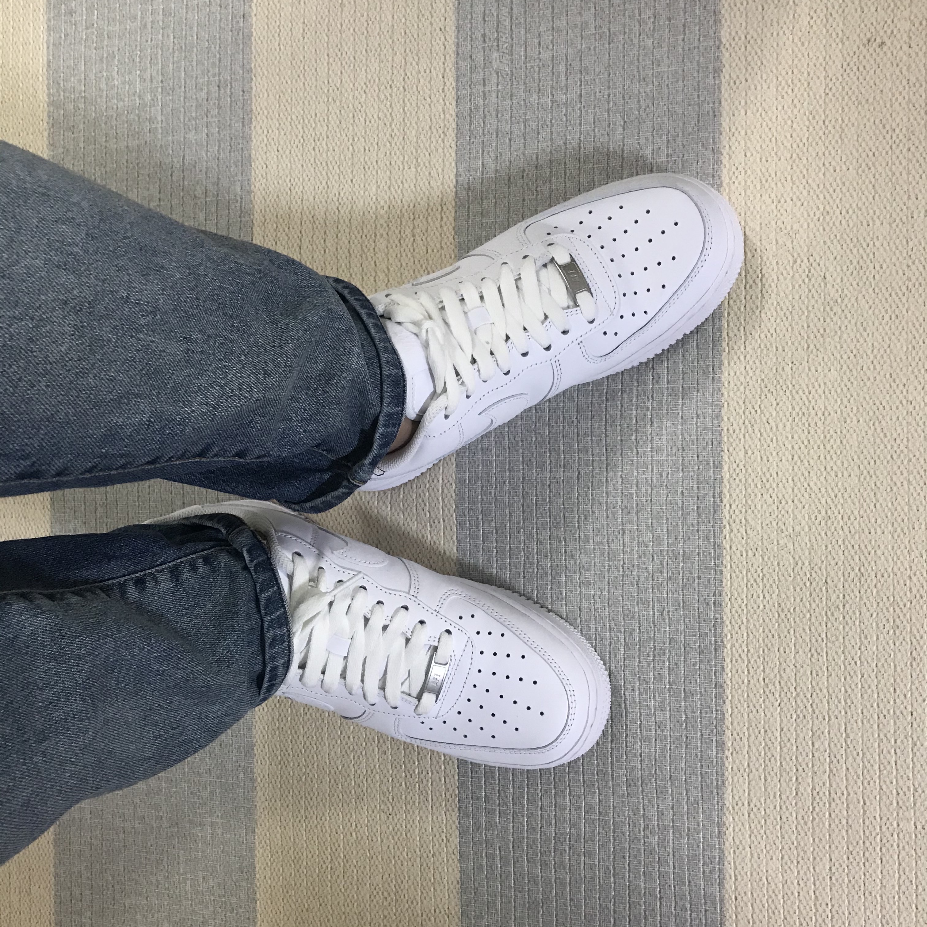 Nike Air Force 1 '07 Low White 착용 스타일