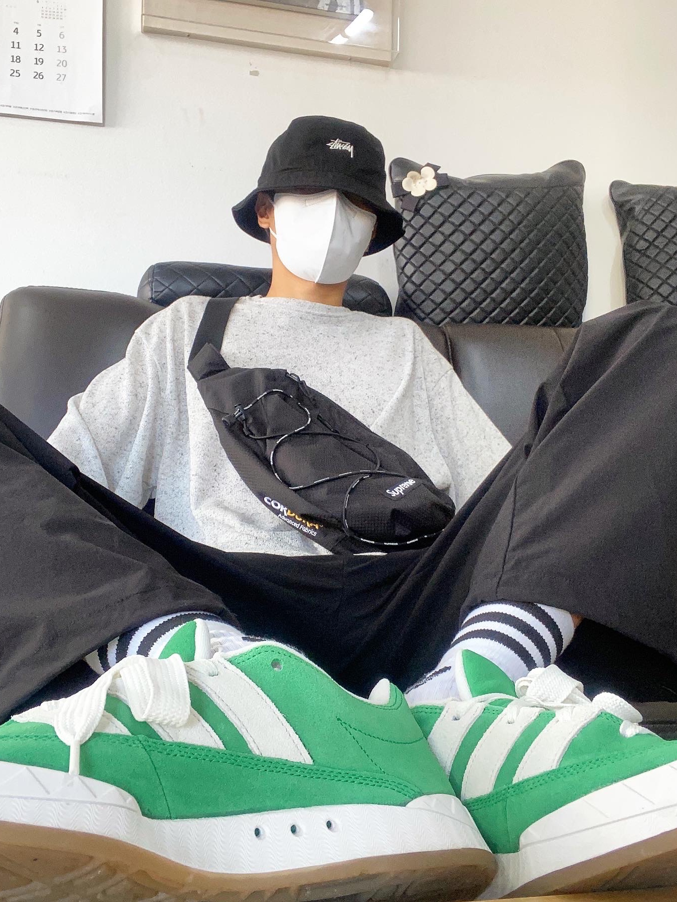 Adidas Adimatic Green, Supreme Sling Bag Black - 22SS 착용 스타일 - 1