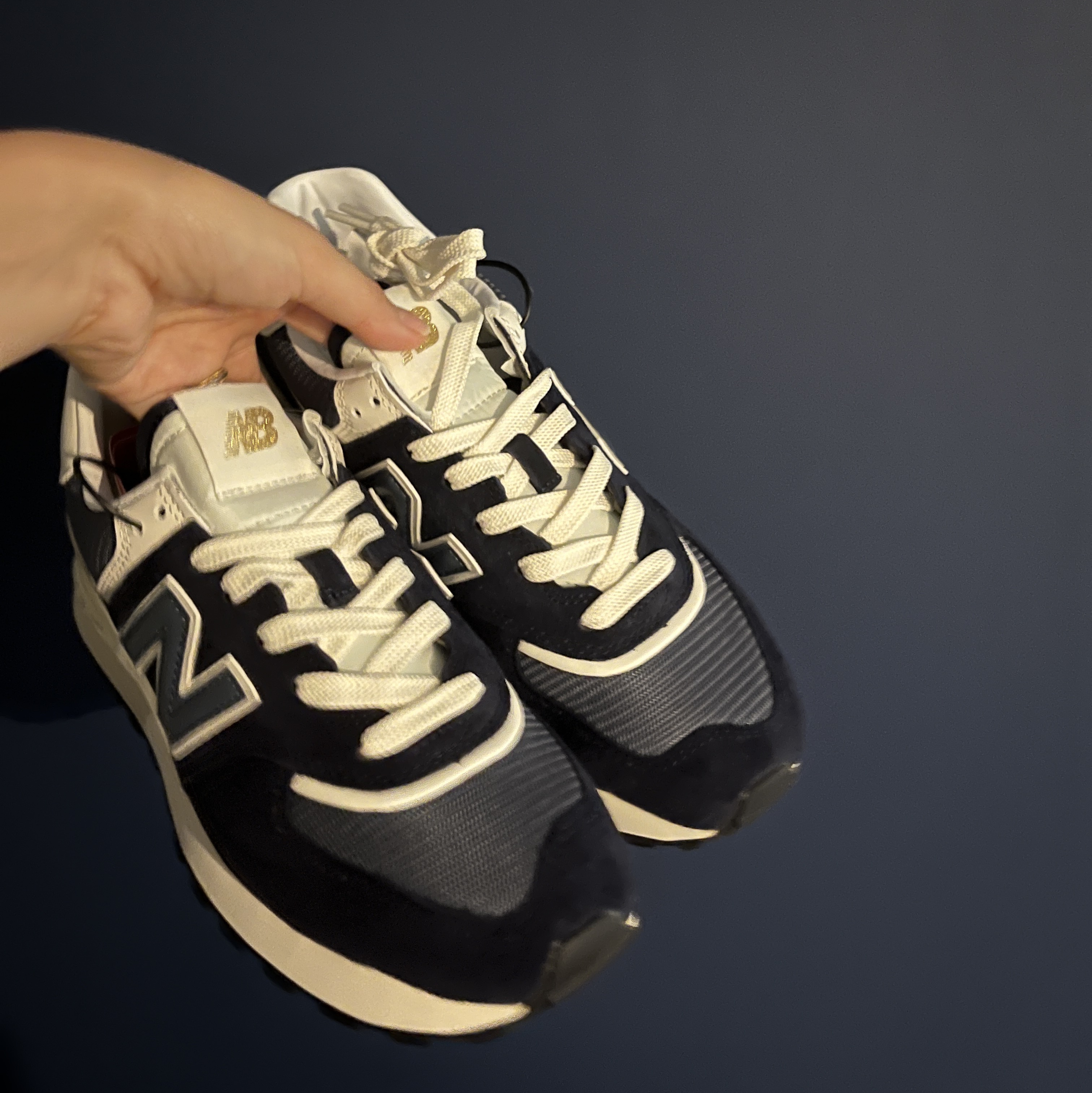 New Balance 574 Legacy Navy 착용 스타일