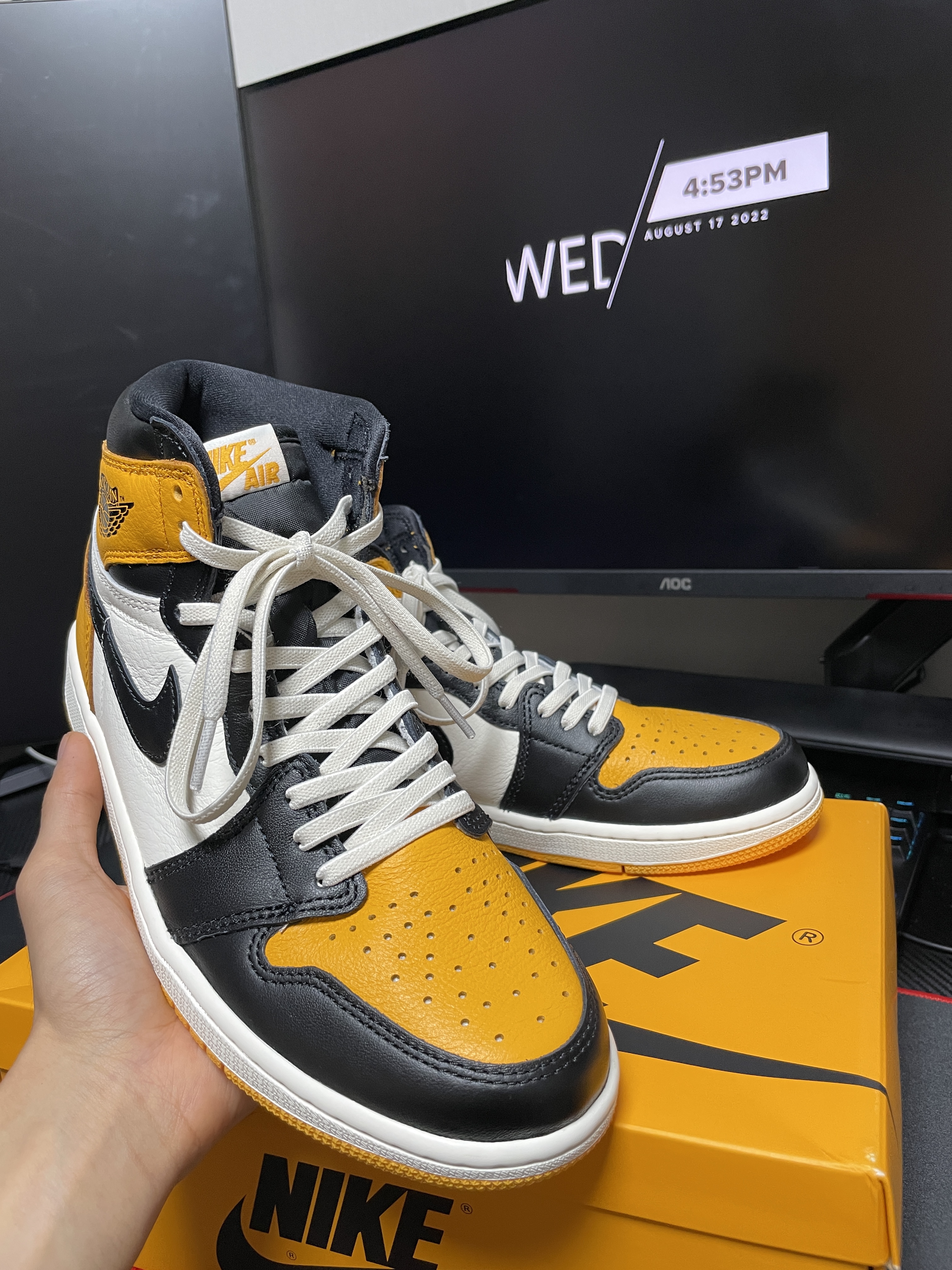 Jordan 1 Retro High OG Taxi 착용 스타일