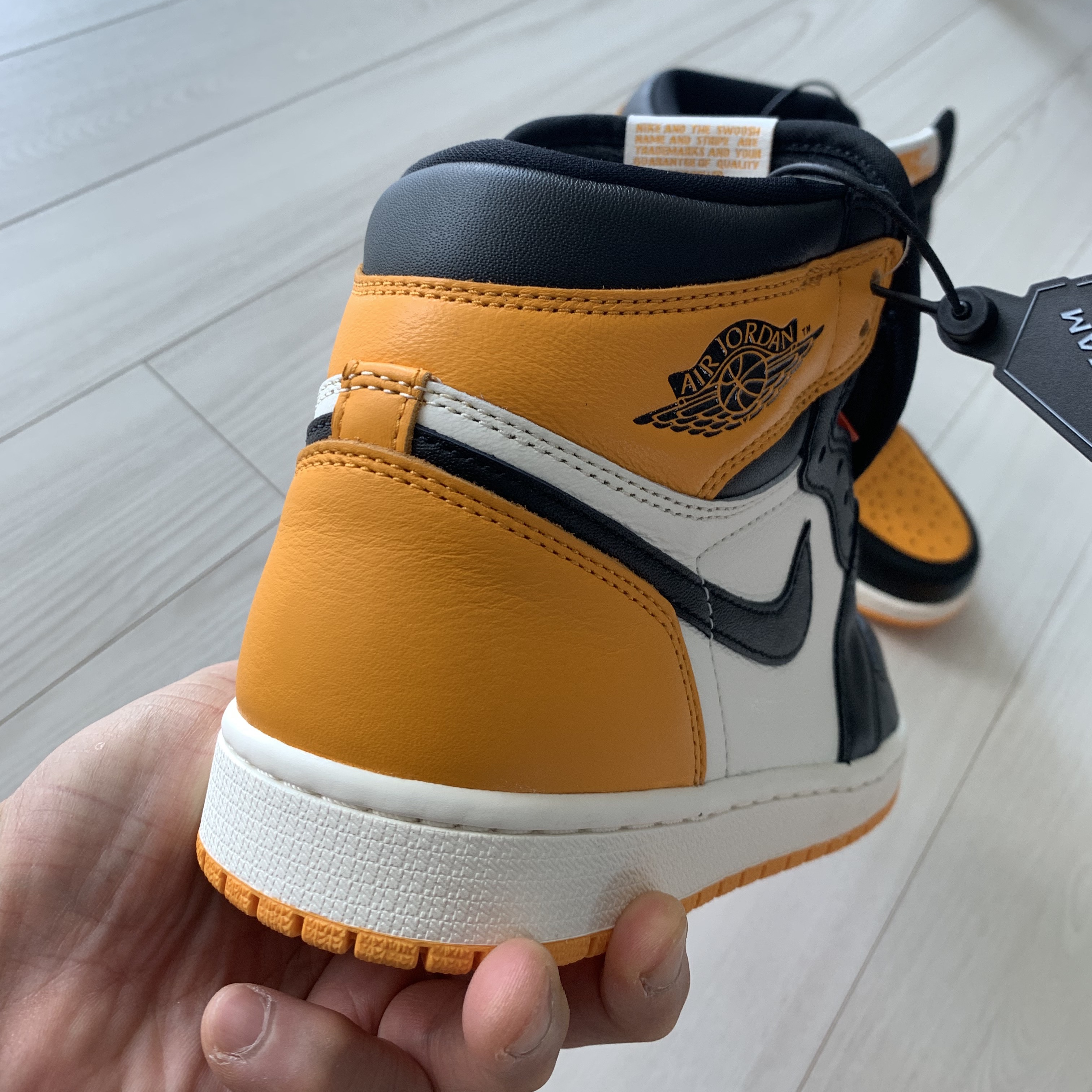 Jordan 1 Retro High OG Taxi 착용 스타일 - 3