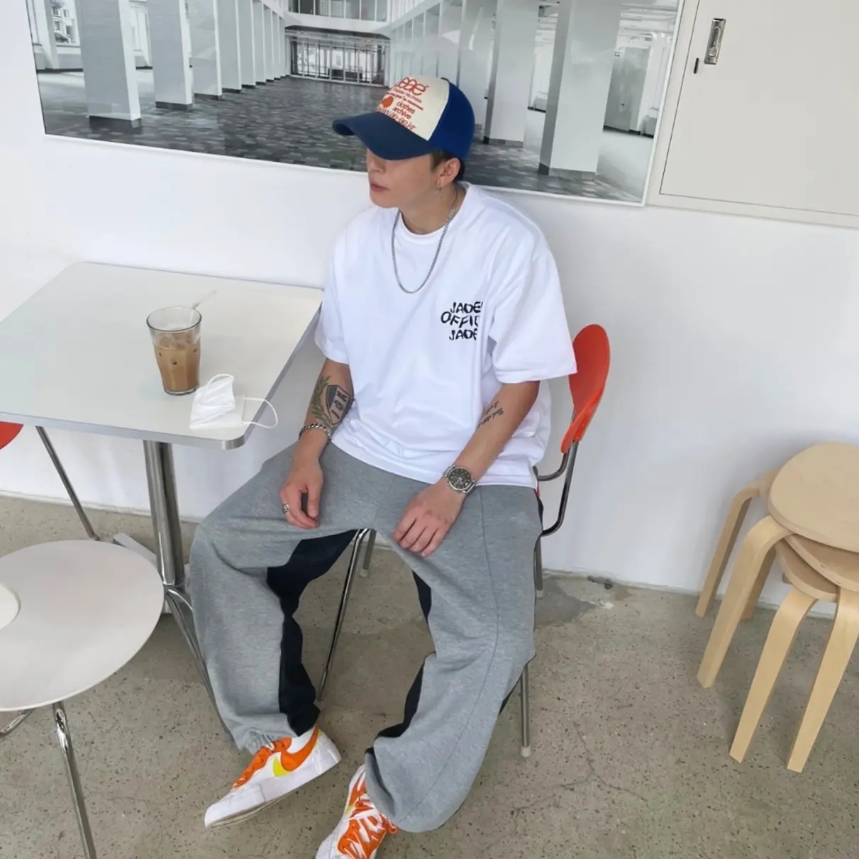 Nike x Sacai Blazer Low Magma Orange 착용 스타일 - 4