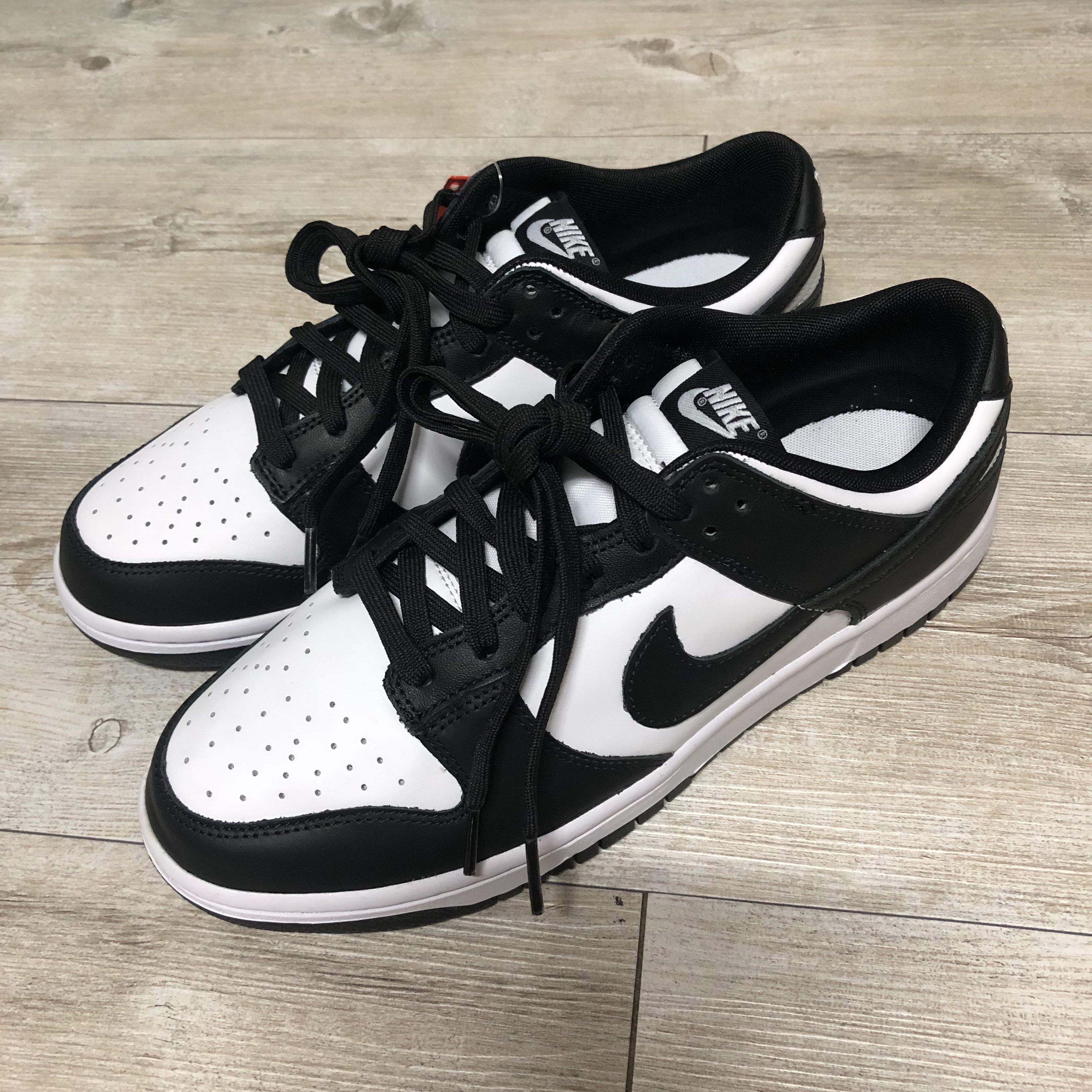 Nike Dunk Low Retro Black 착용 스타일