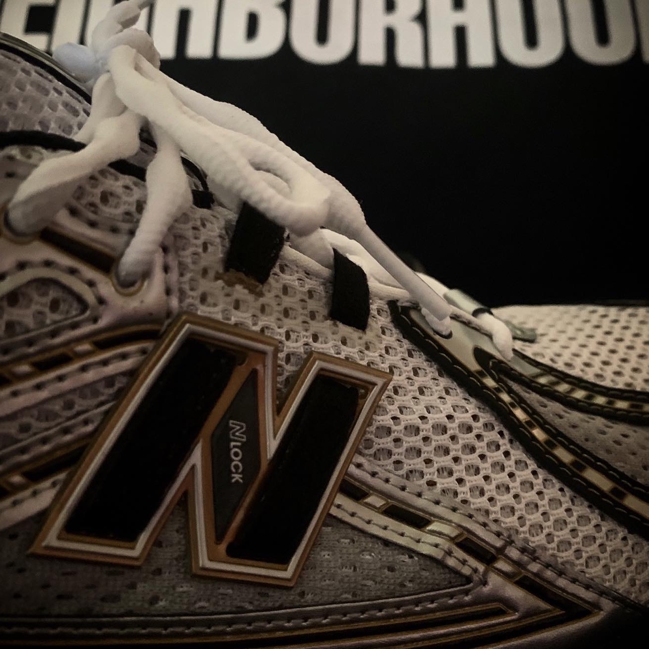 New Balance 1906R White Gold 착용 스타일 - 4
