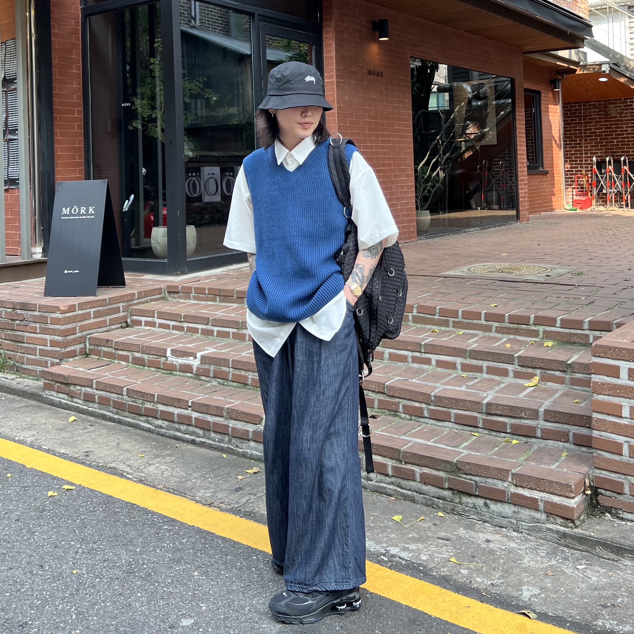 Nike x Supreme Shox Ride 2 SP Black, Stussy Stock Bucket Hat Black 착용 스타일 - 1