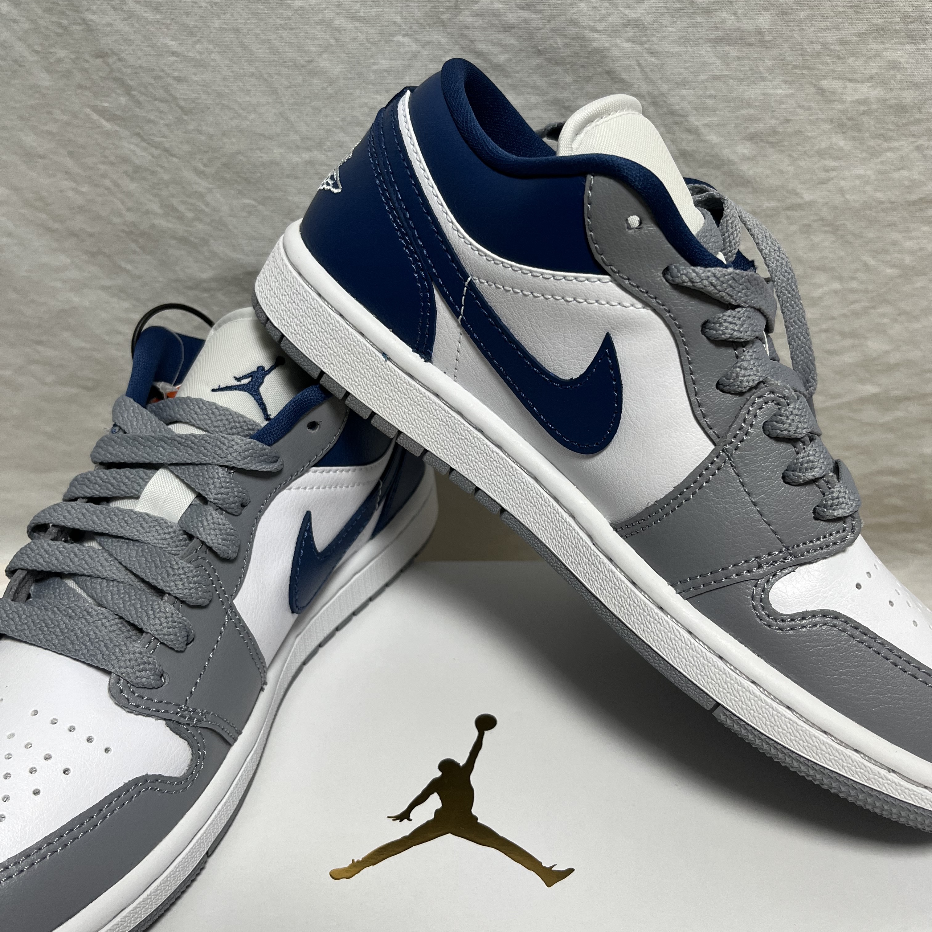 (W) Jordan 1 Low White Grey Blue 착용 스타일