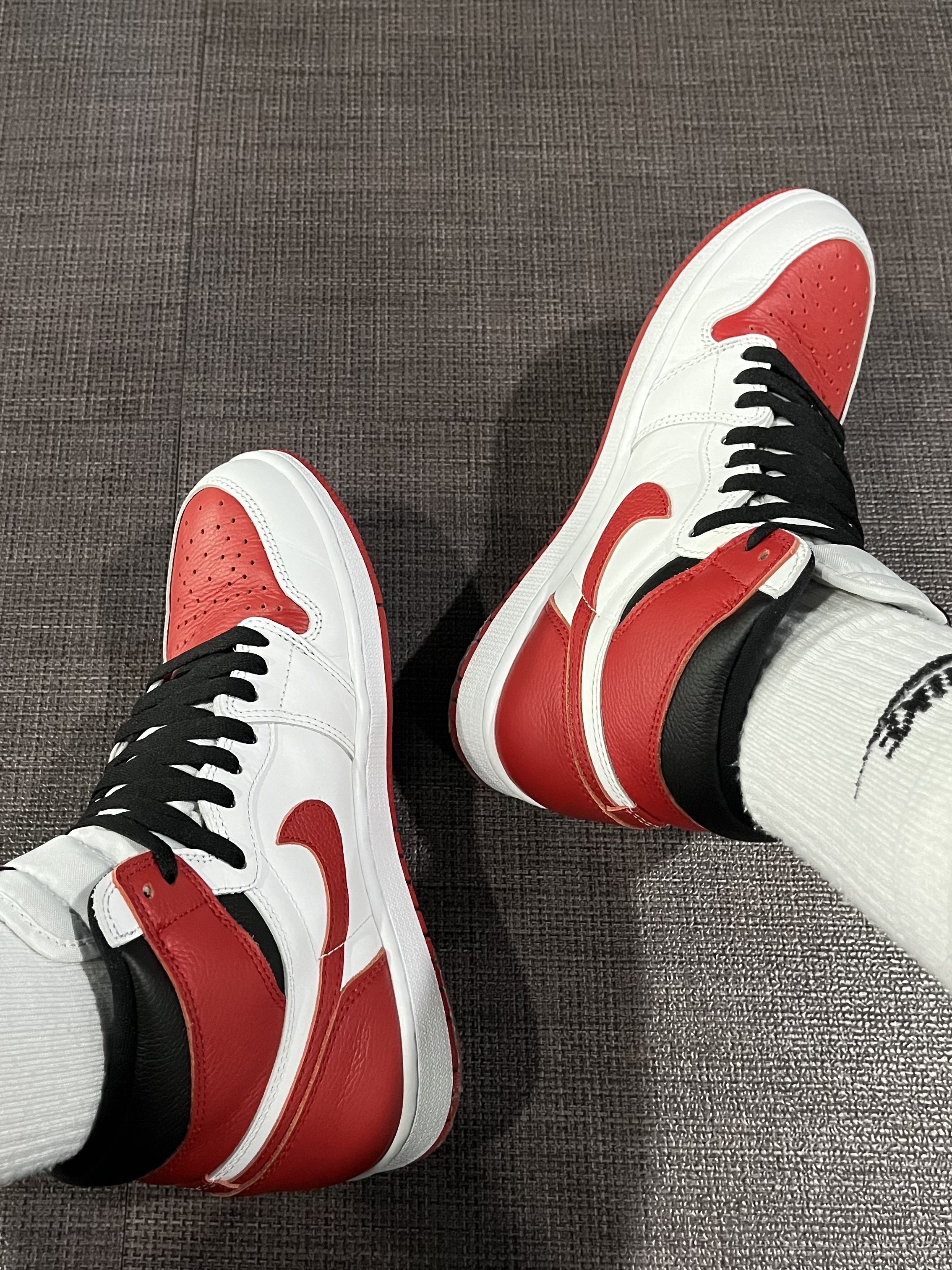 Jordan 1 Retro High OG Heritage 착용 스타일