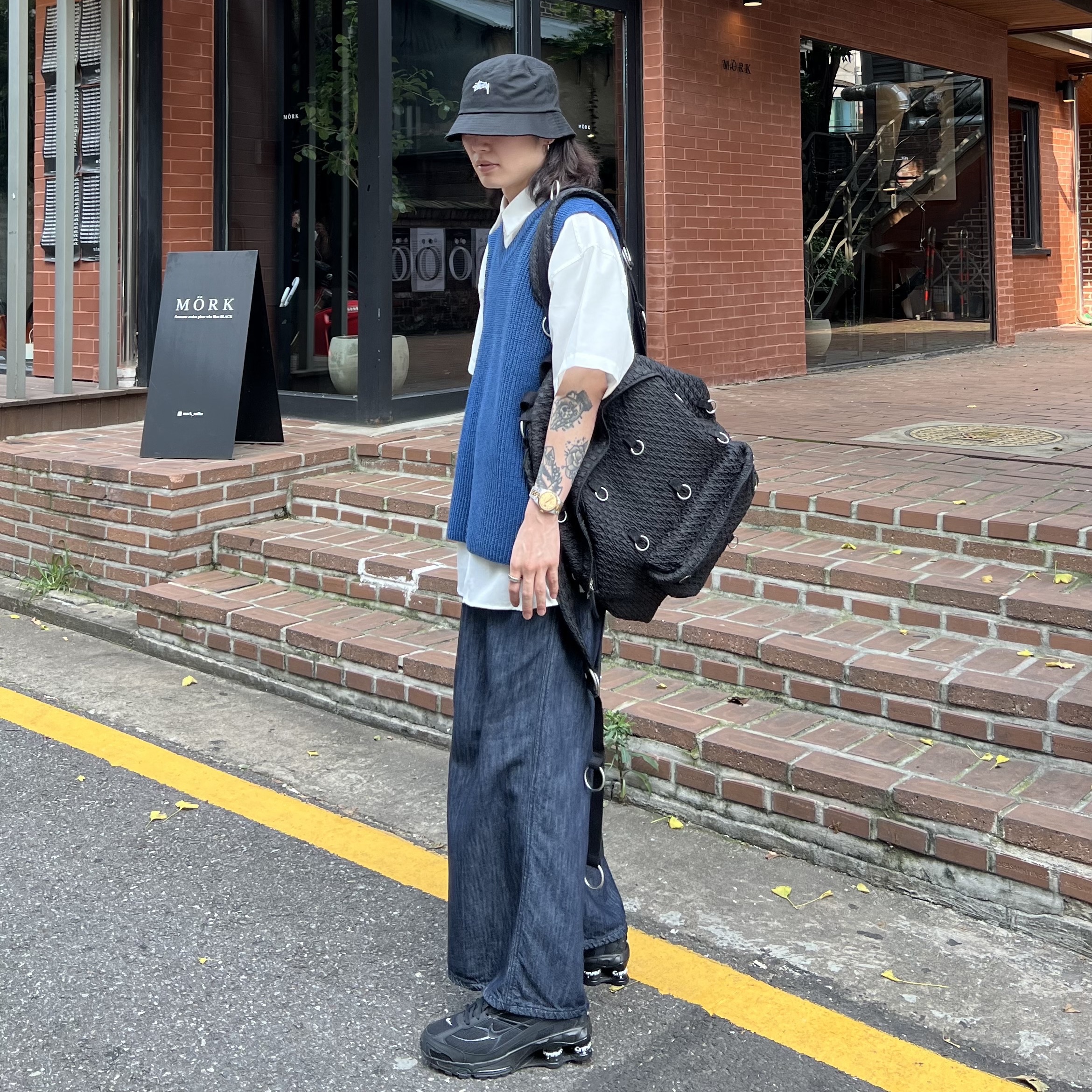 Nike x Supreme Shox Ride 2 SP Black, Stussy Stock Bucket Hat Black 착용 스타일 - 2