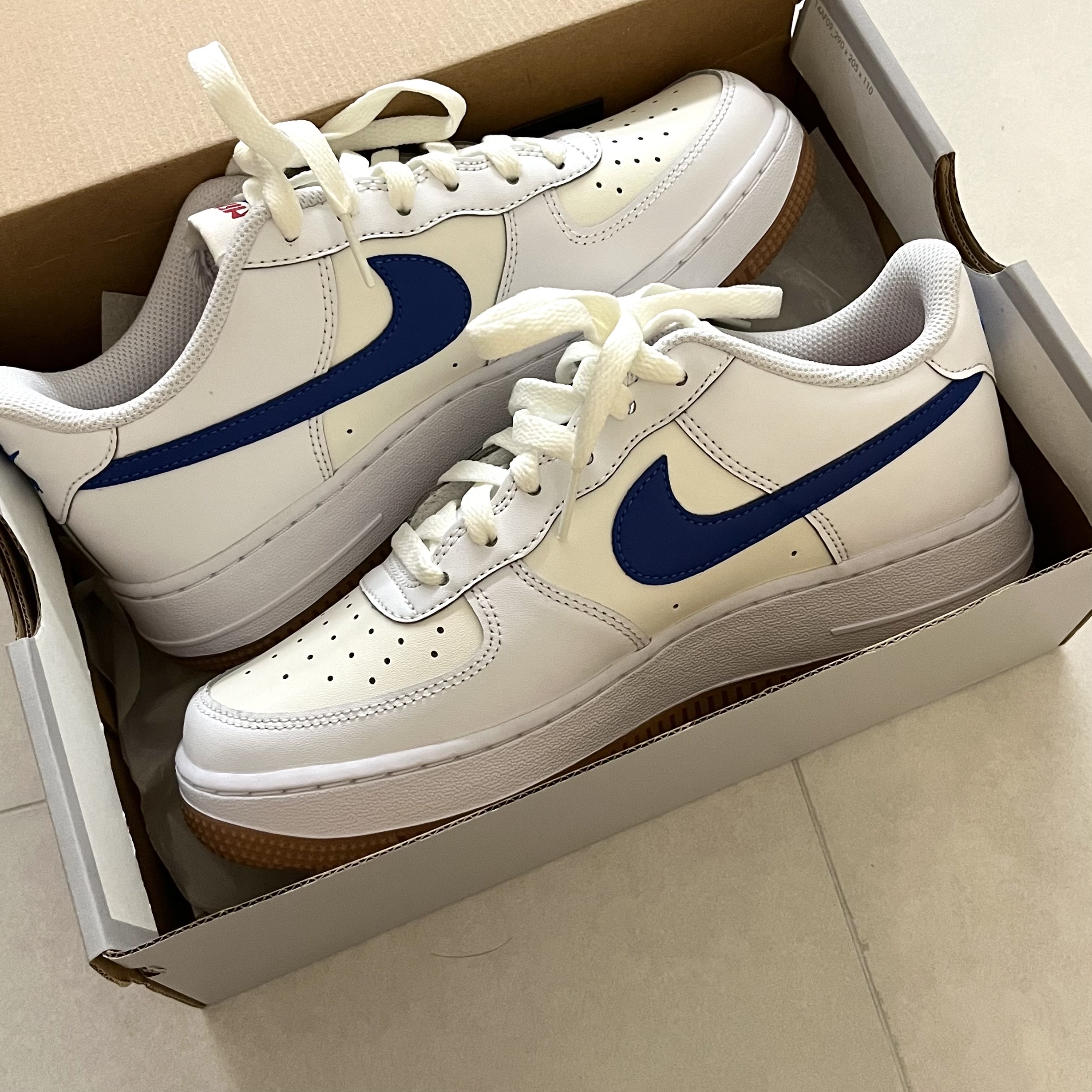 (GS) Nike Air Force 1 White Game Royal 착용 스타일