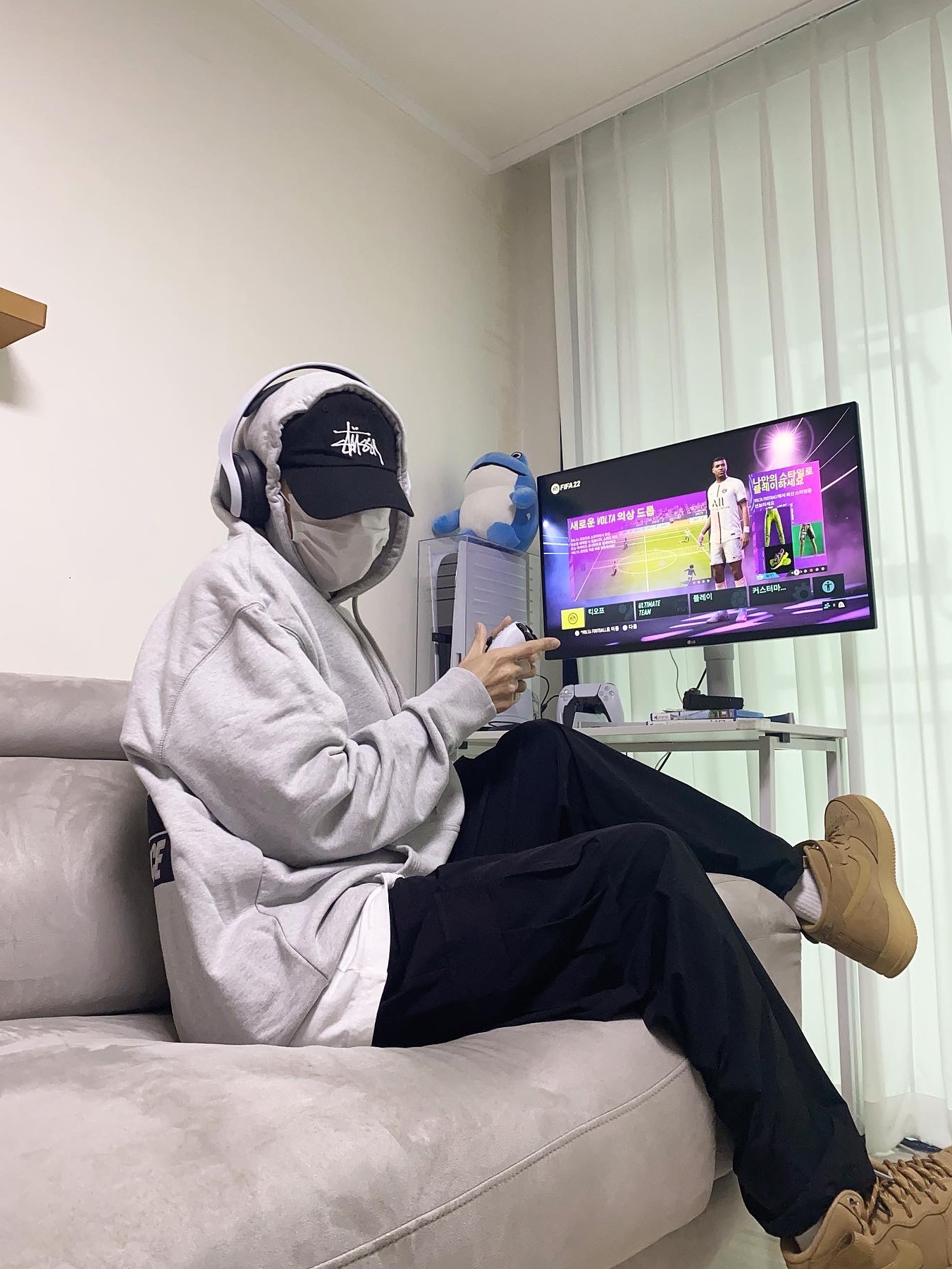 Palace Tri-Mesh Hood Grey Marl - 22SS, Playstation 5 Blu-ray Edition (SIEK 220V) 착용 스타일 - 2