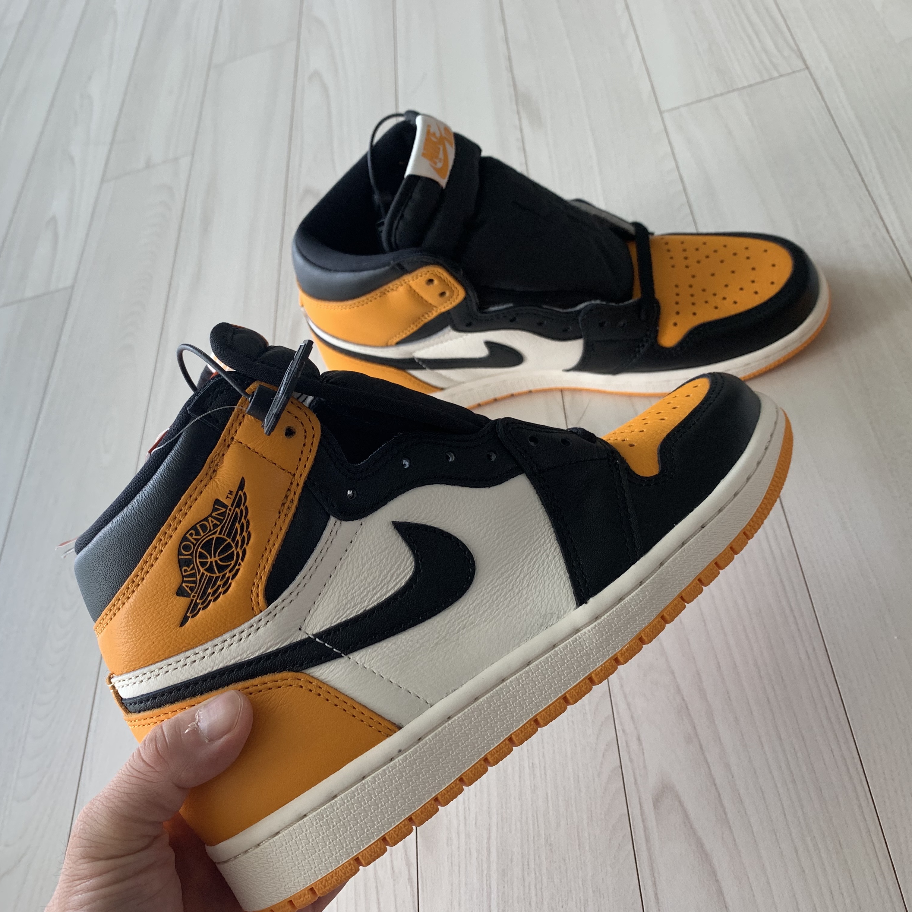 Jordan 1 Retro High OG Taxi 착용 스타일 - 2