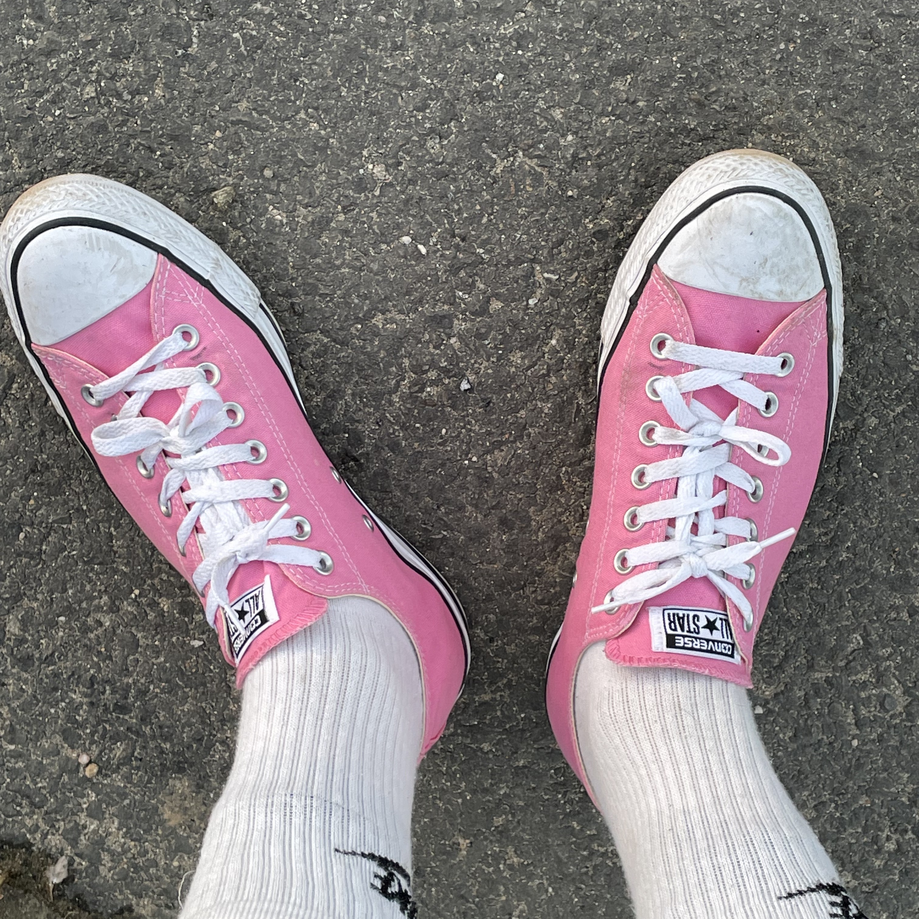 Converse Chuck Taylor All Star Ox Peony Pink 착용 스타일 - 1