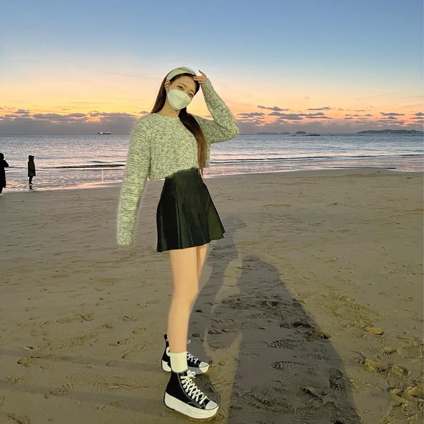 Converse x JW Anderson Run Star Hike Hi Black 착용 스타일