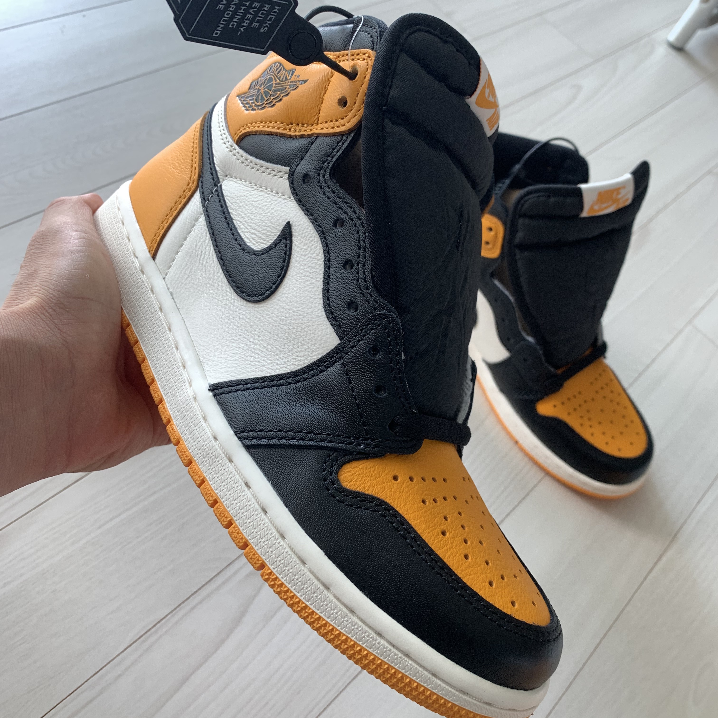 Jordan 1 Retro High OG Taxi 착용 스타일 - 4