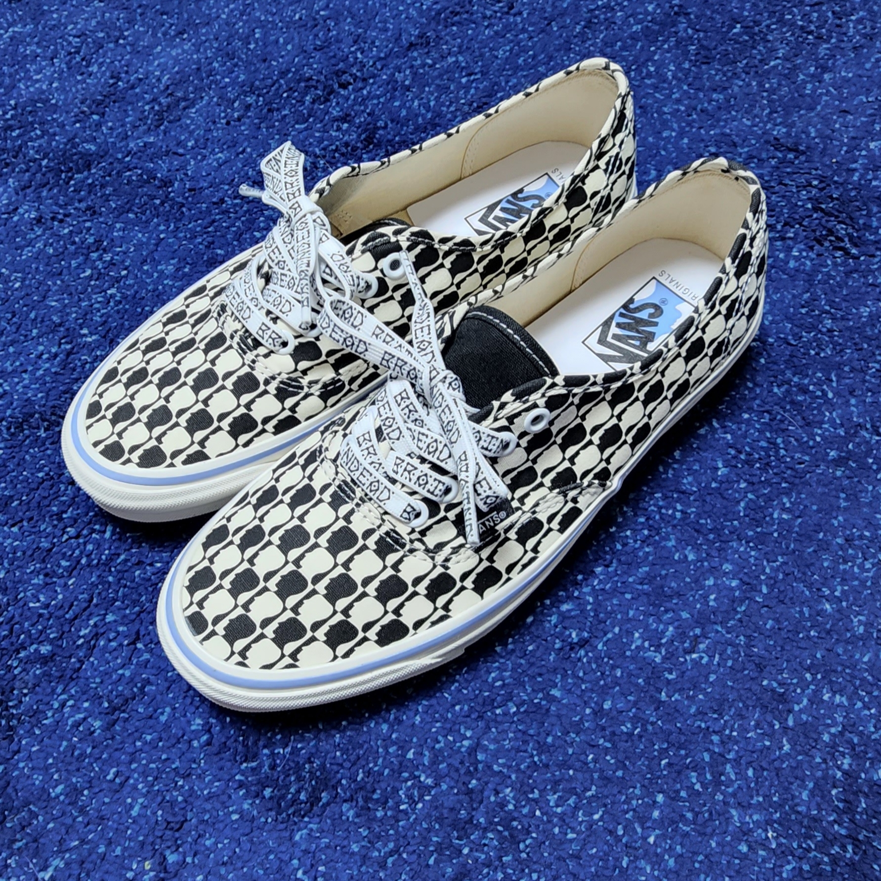 Vans Vault x Brain Dead OG Authentic LX Black White 착용 스타일