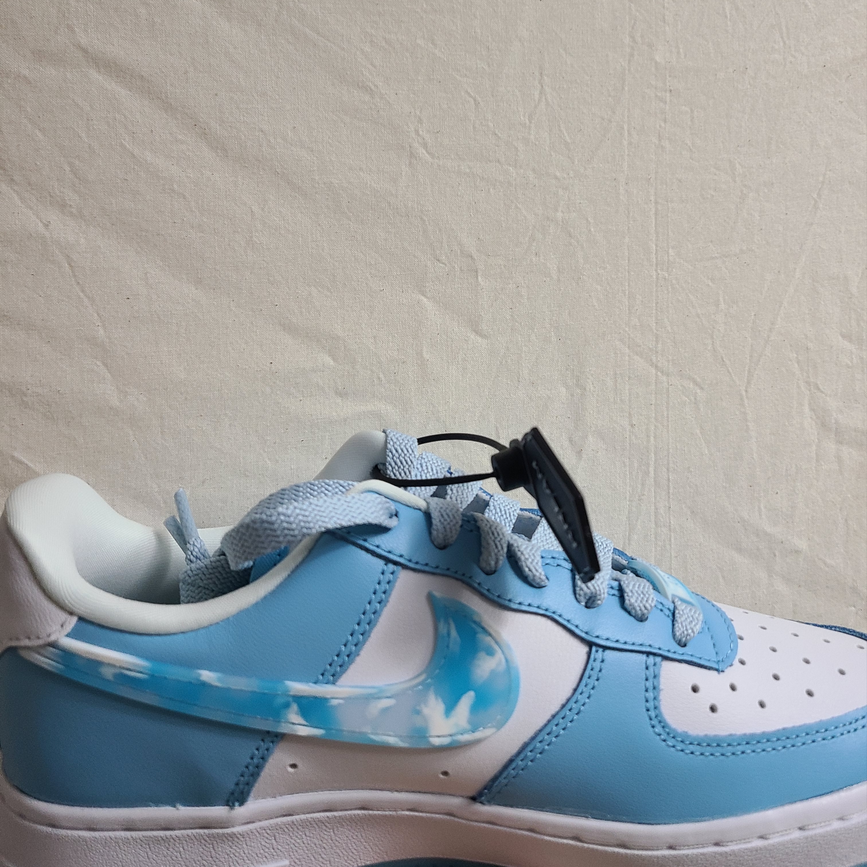 (W) Nike Air Force 1 '07 LX Celestine Blue 착용 스타일 - 1