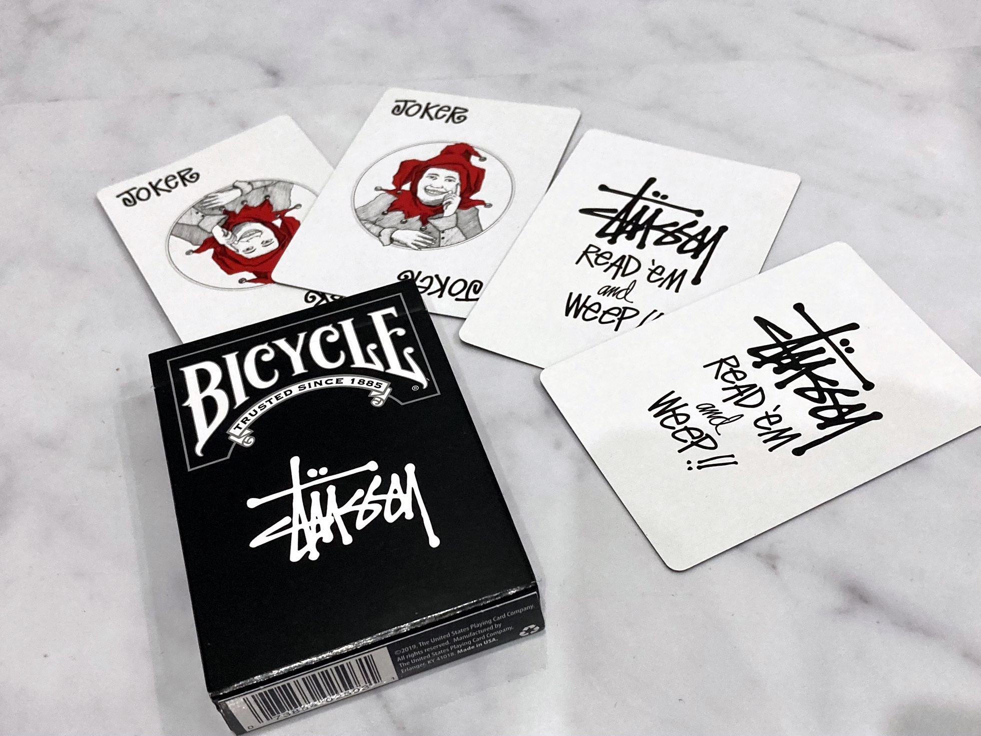 Stussy Playing Cards Black 착용 스타일