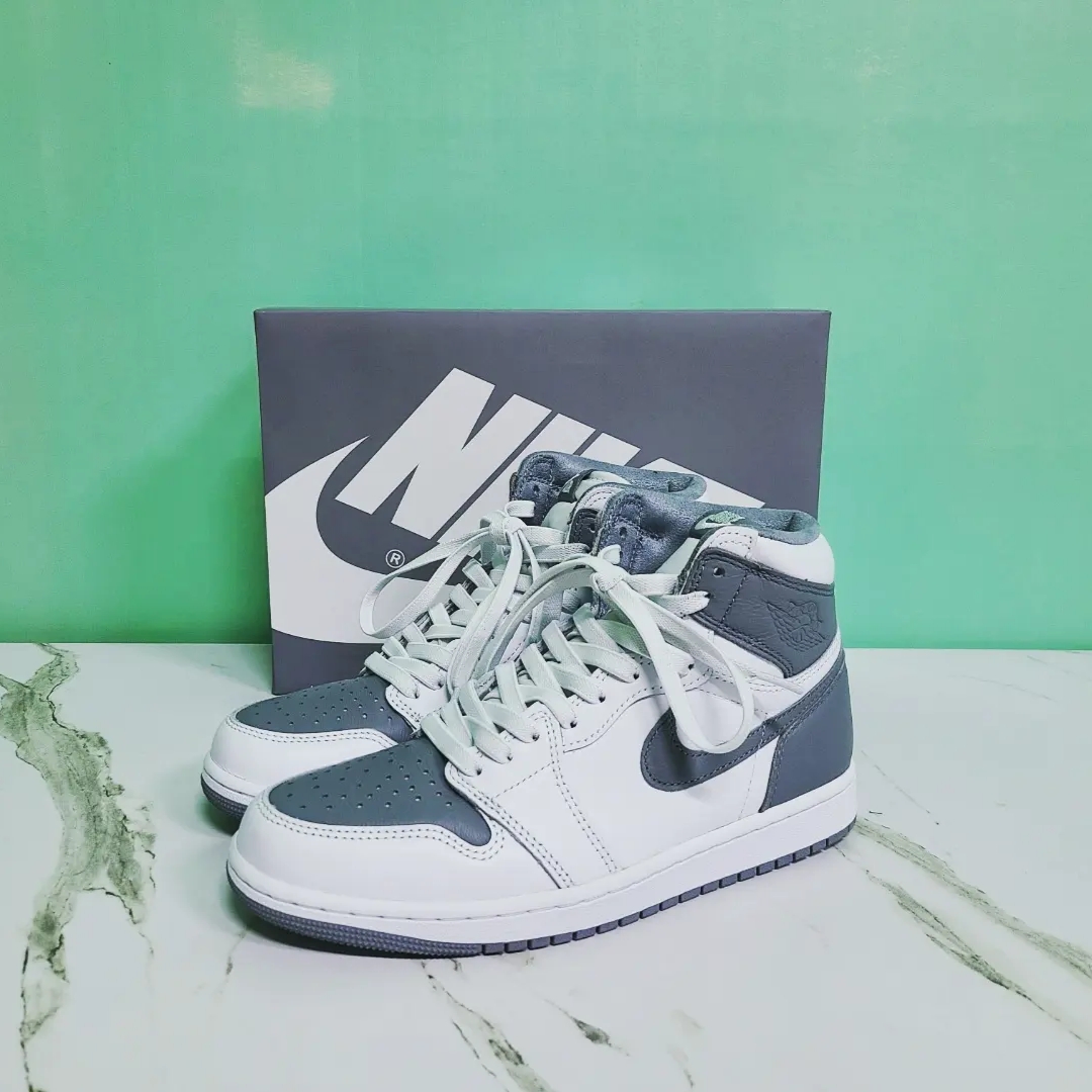 Jordan 1 Retro High OG Stealth, Jordan 1 Retro High OG Heritage 착용 스타일 - 2
