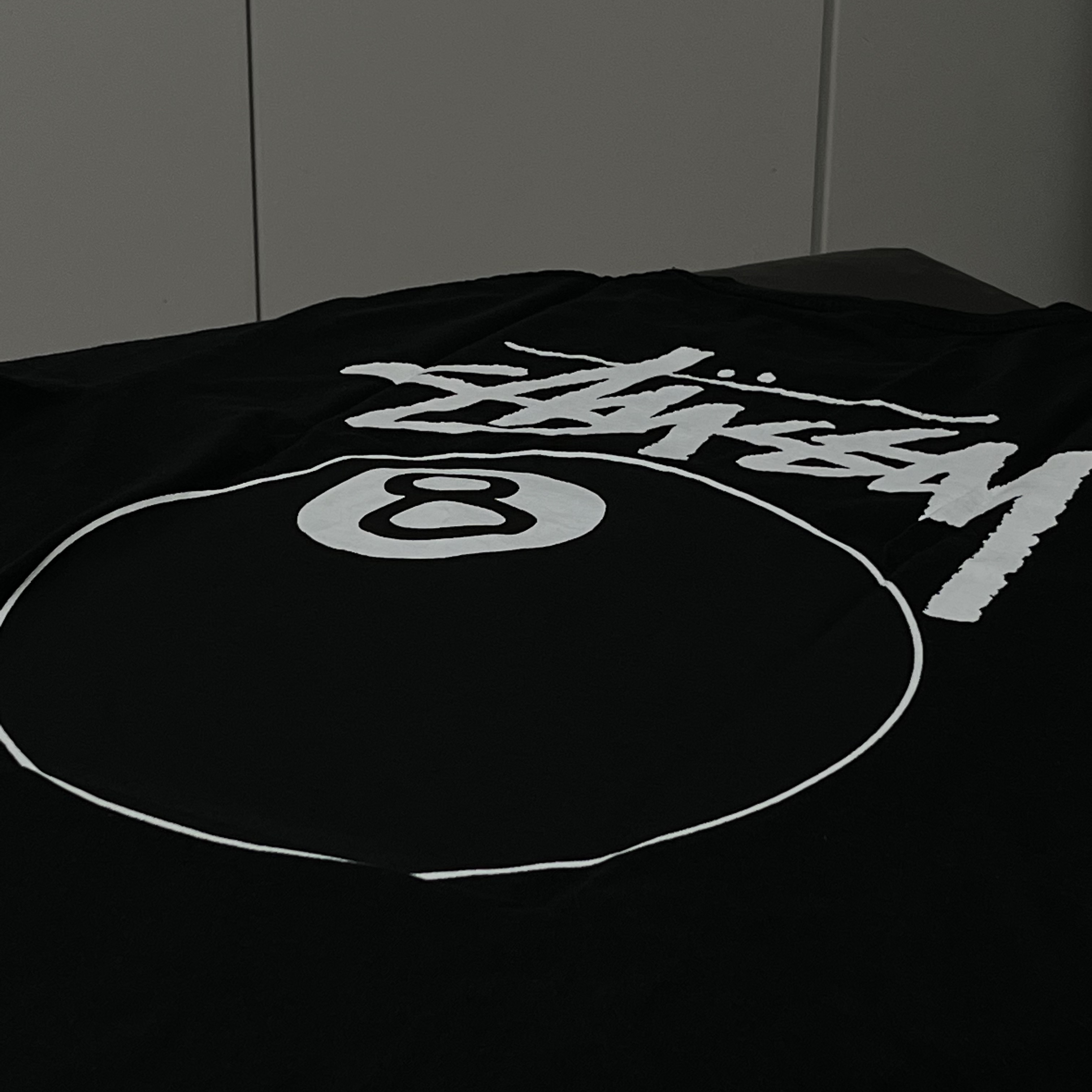 Stussy 8 Ball T-Shirt Black - 22SS 착용 스타일 - 2
