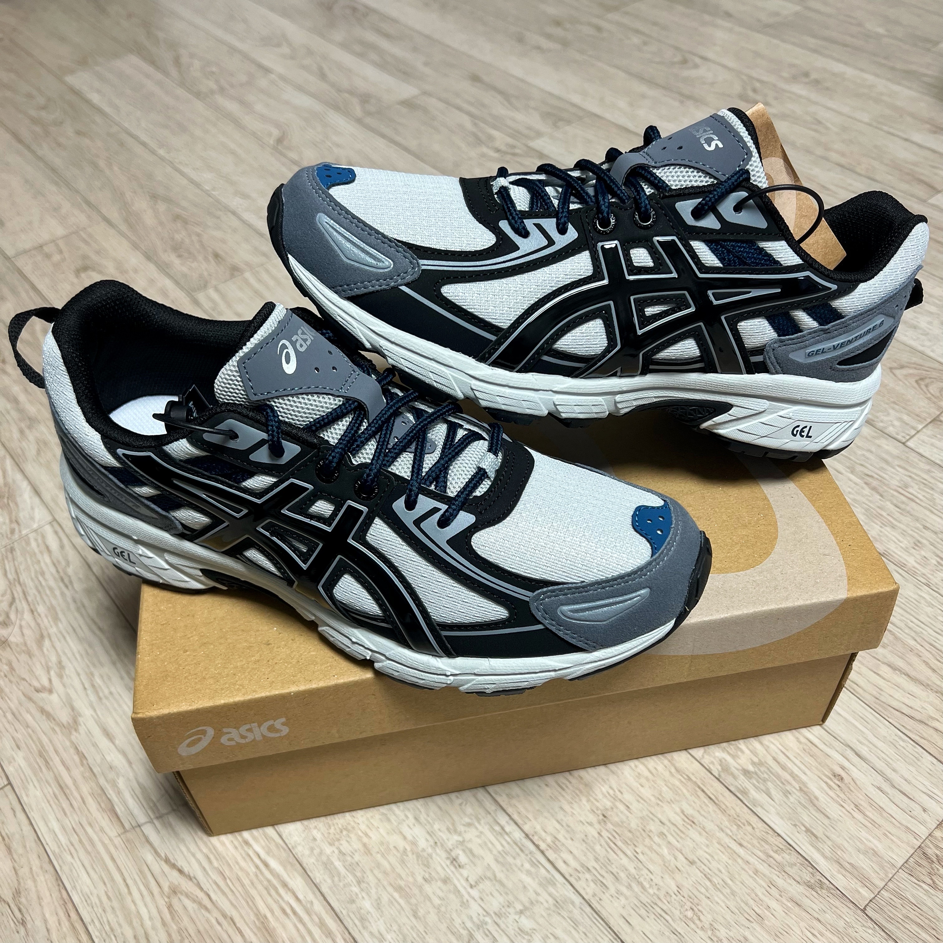 Asics Gel-Venture 6 SPS Glacier Grey 착용 스타일