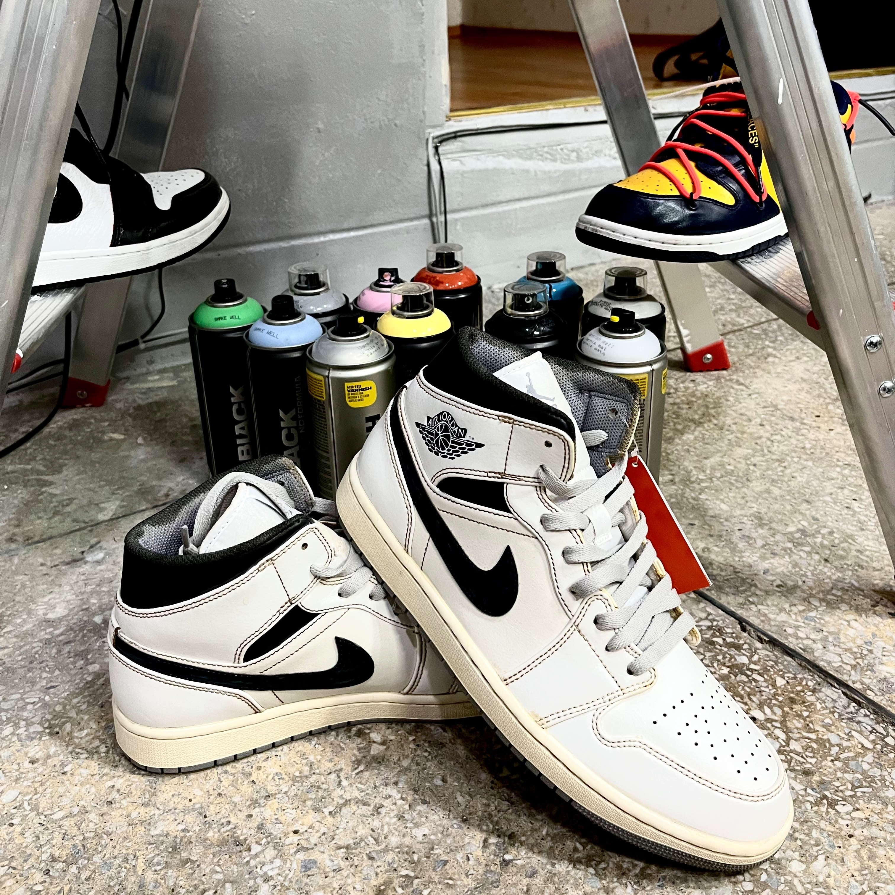 Jordan 1 Mid White Stealth 착용 스타일 - 2
