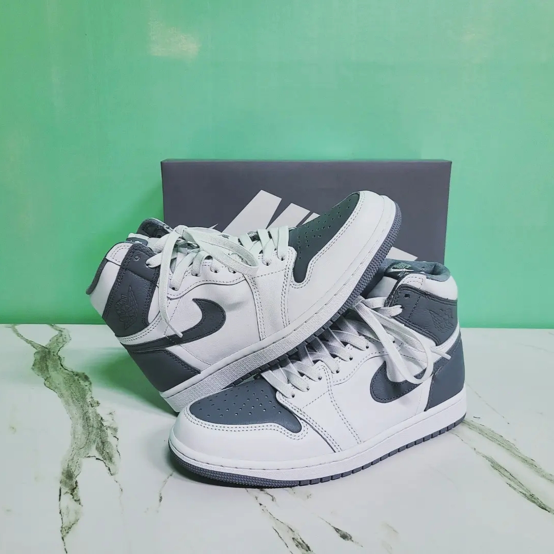Jordan 1 Retro High OG Stealth, Jordan 1 Retro High OG Heritage 착용 스타일 - 1